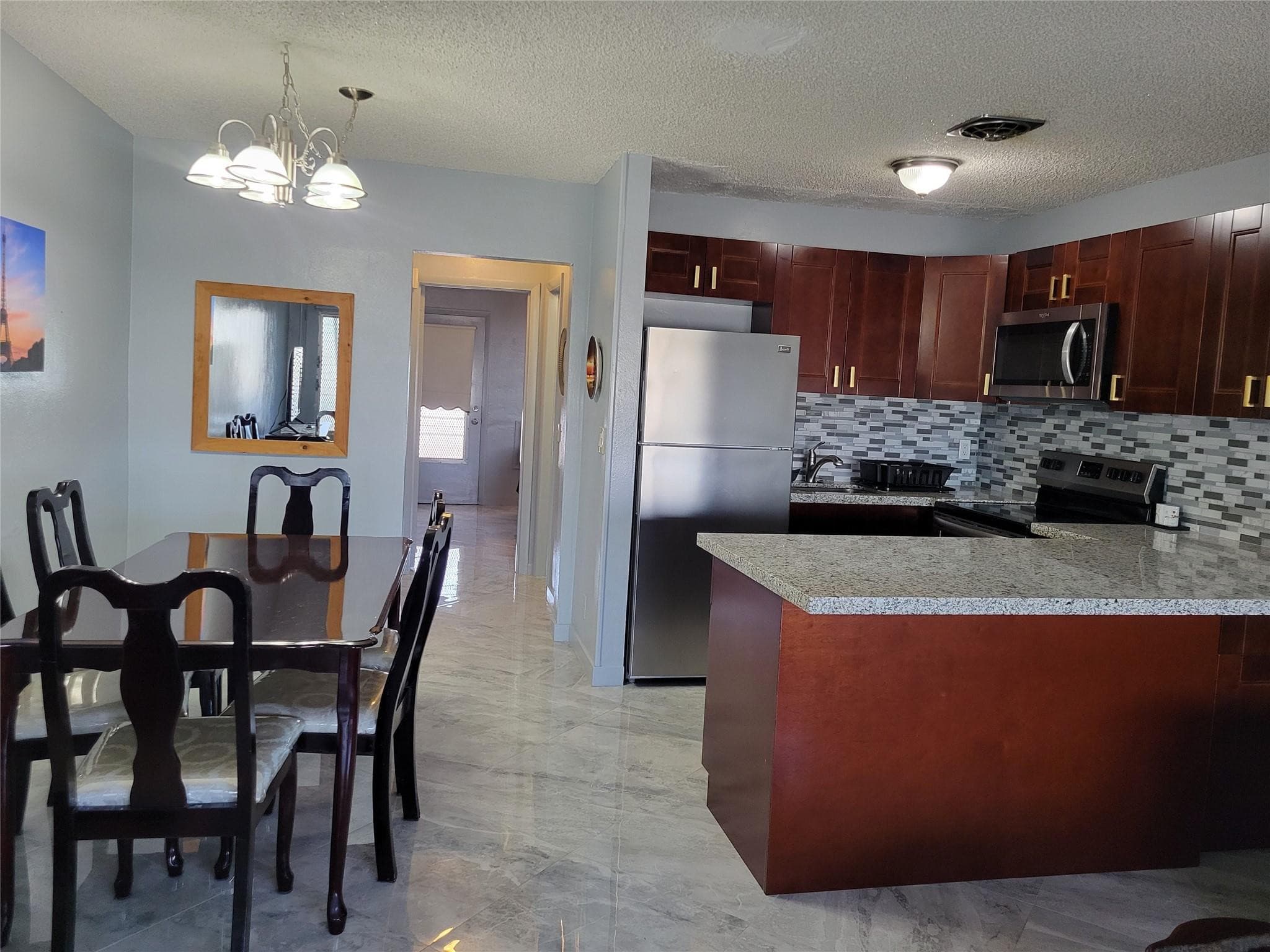 800 SW 11th Avenue #17