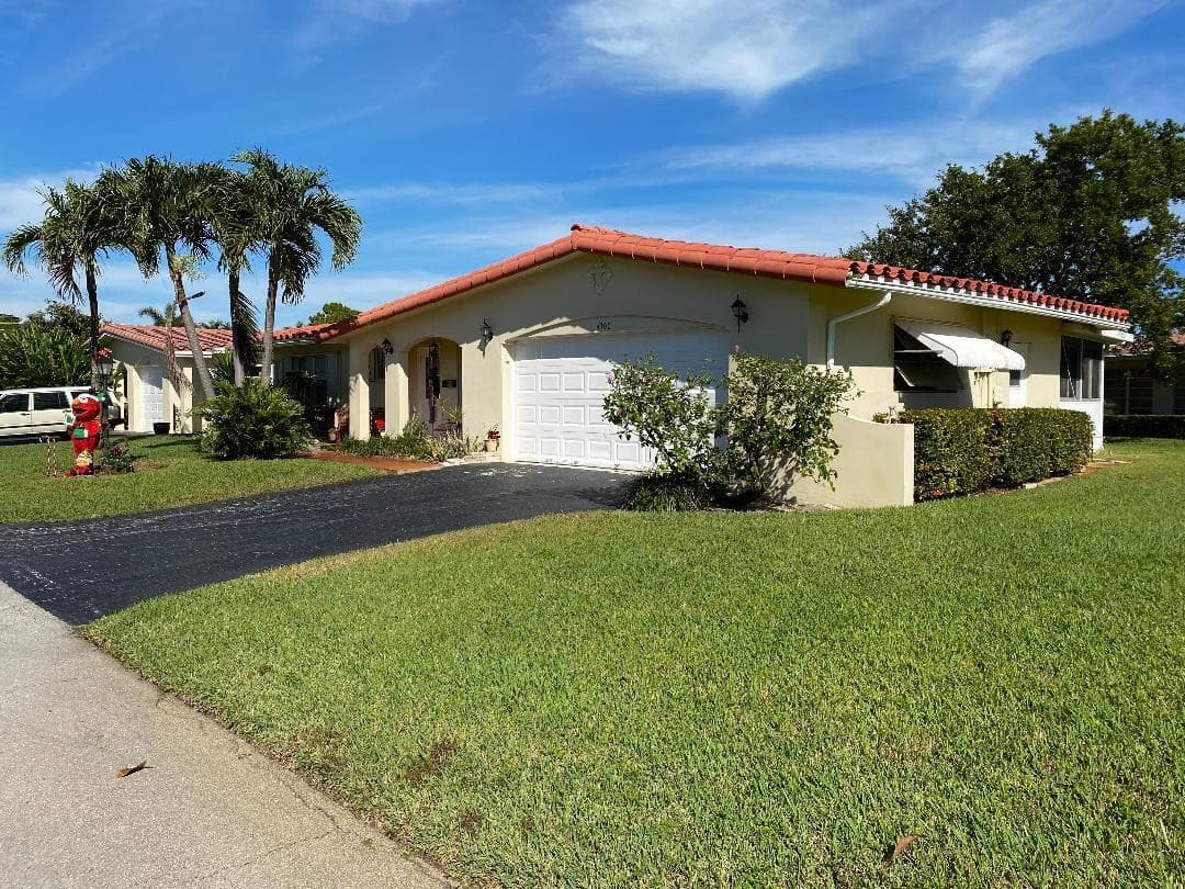 4300 NW 12th Avenue