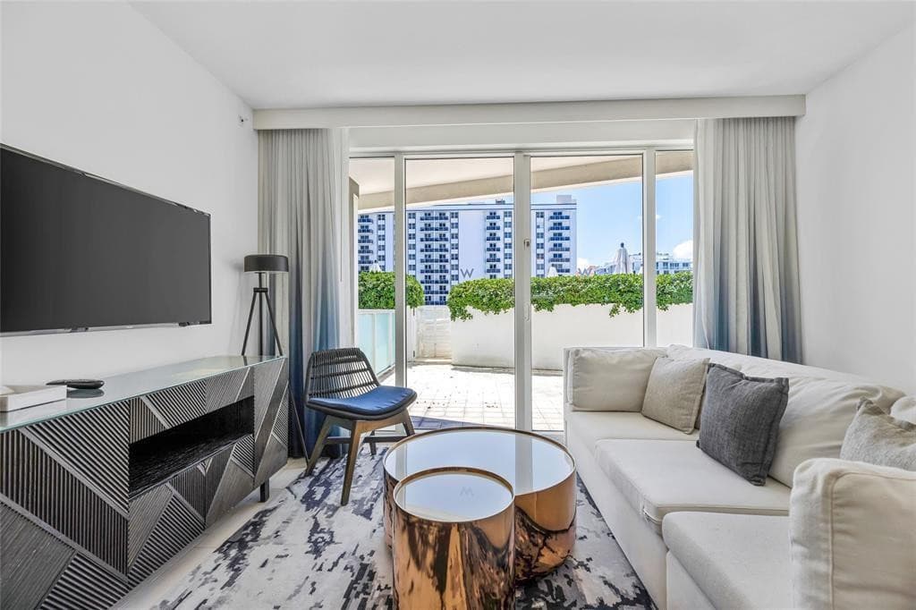 3101 Bayshore Drive #501