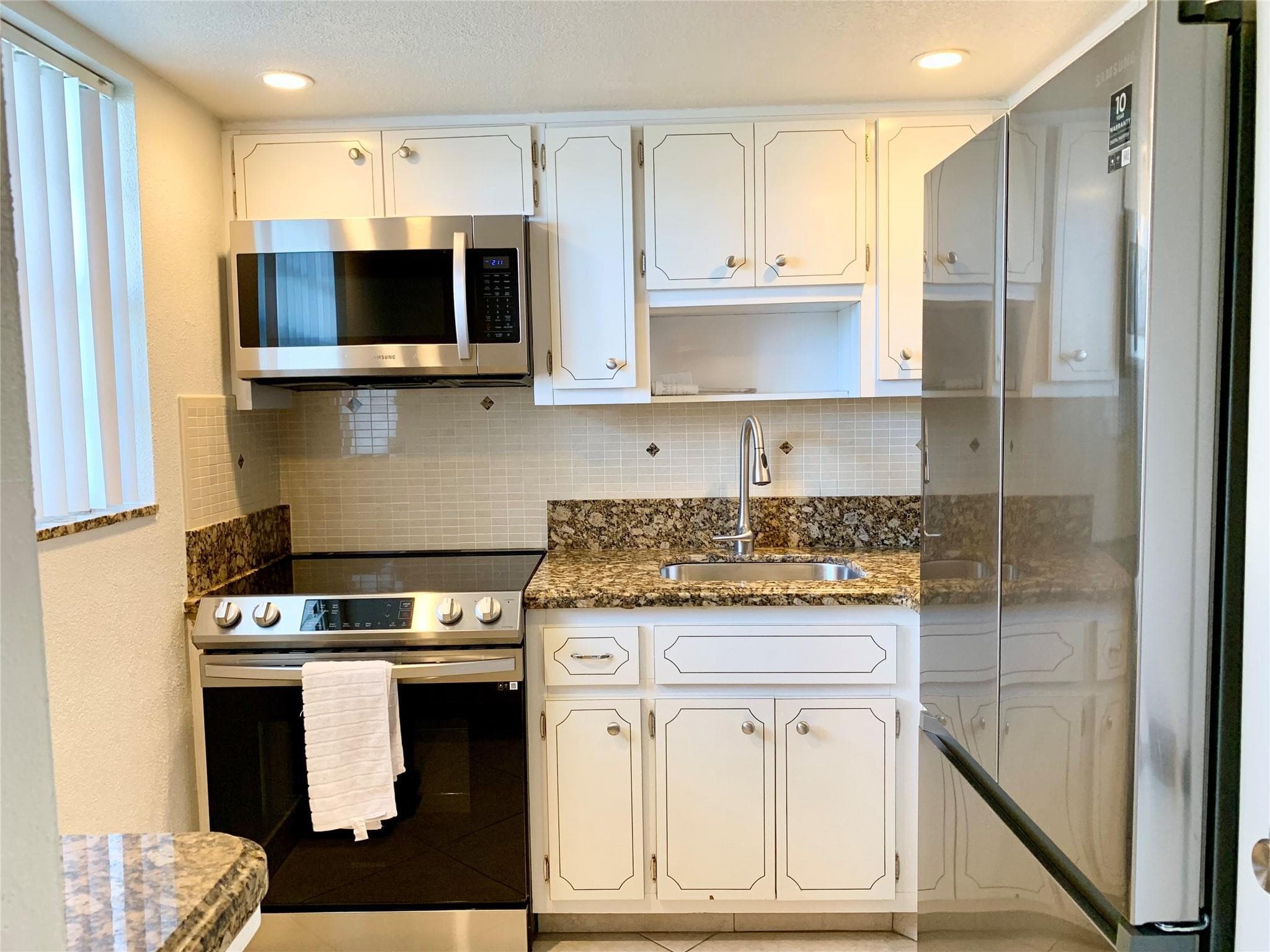 6550 Winfield Boulevard #105