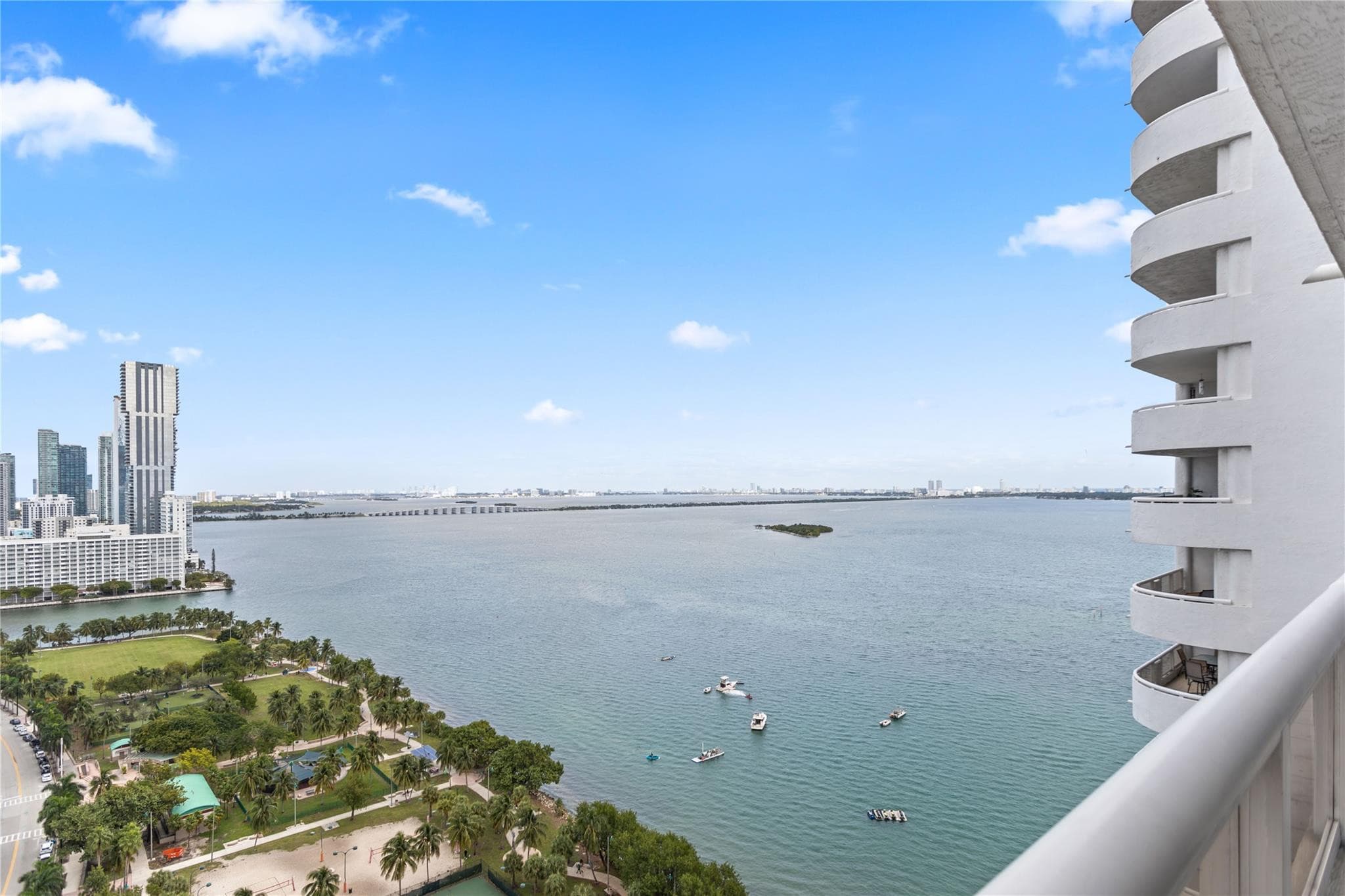 1717 N Bayshore Drive #3040