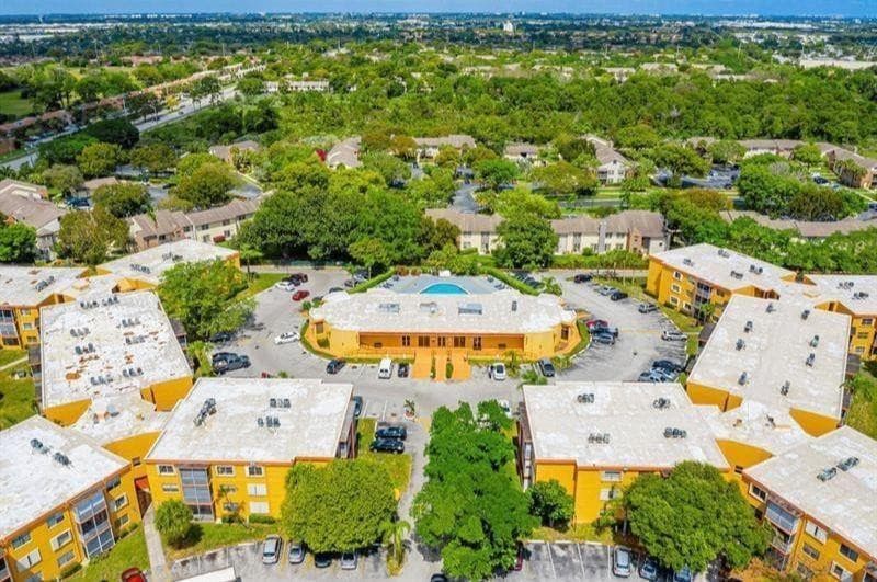 4334 NW 9th Avenue #9-3B