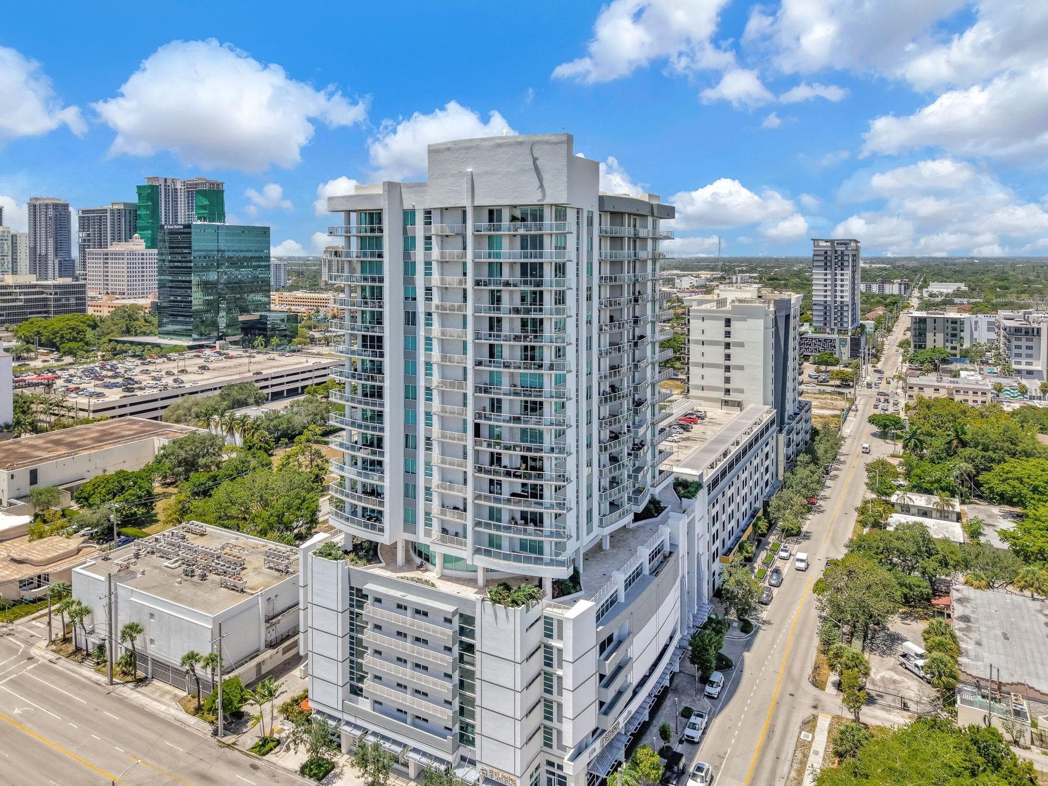 315 NE 3rd Avenue #1008