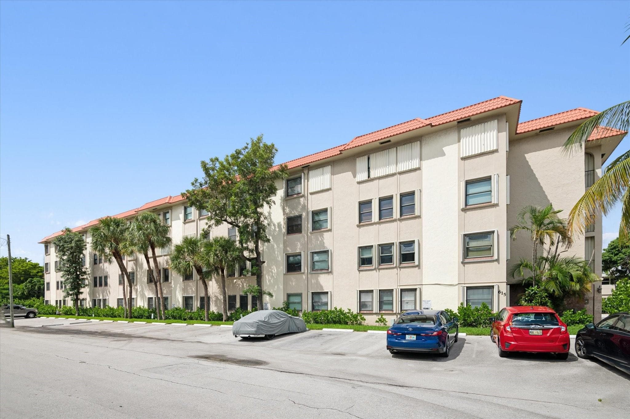 615 NE 12th Avenue #112