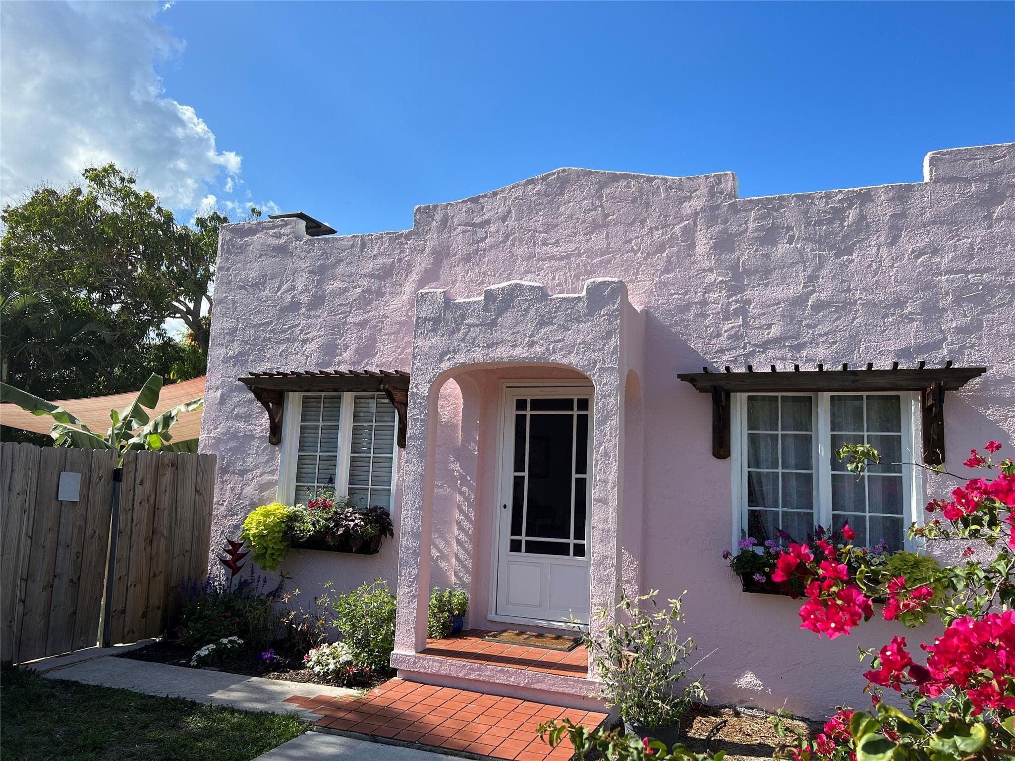 3089 SE Amherst Street
