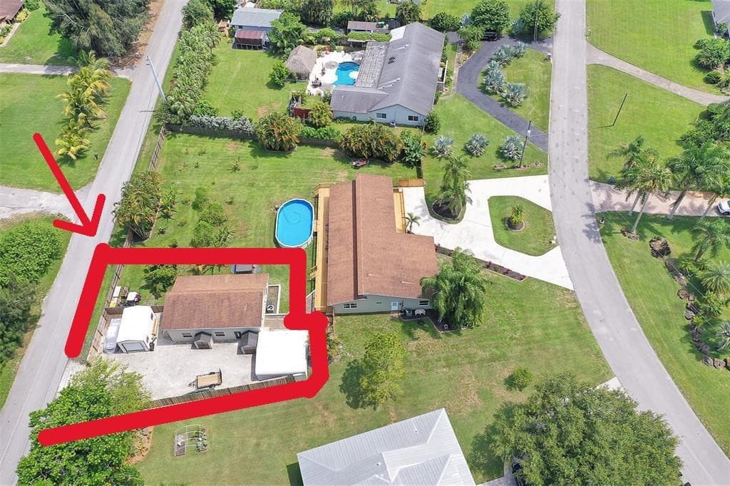 2750 SW 140th Terrace