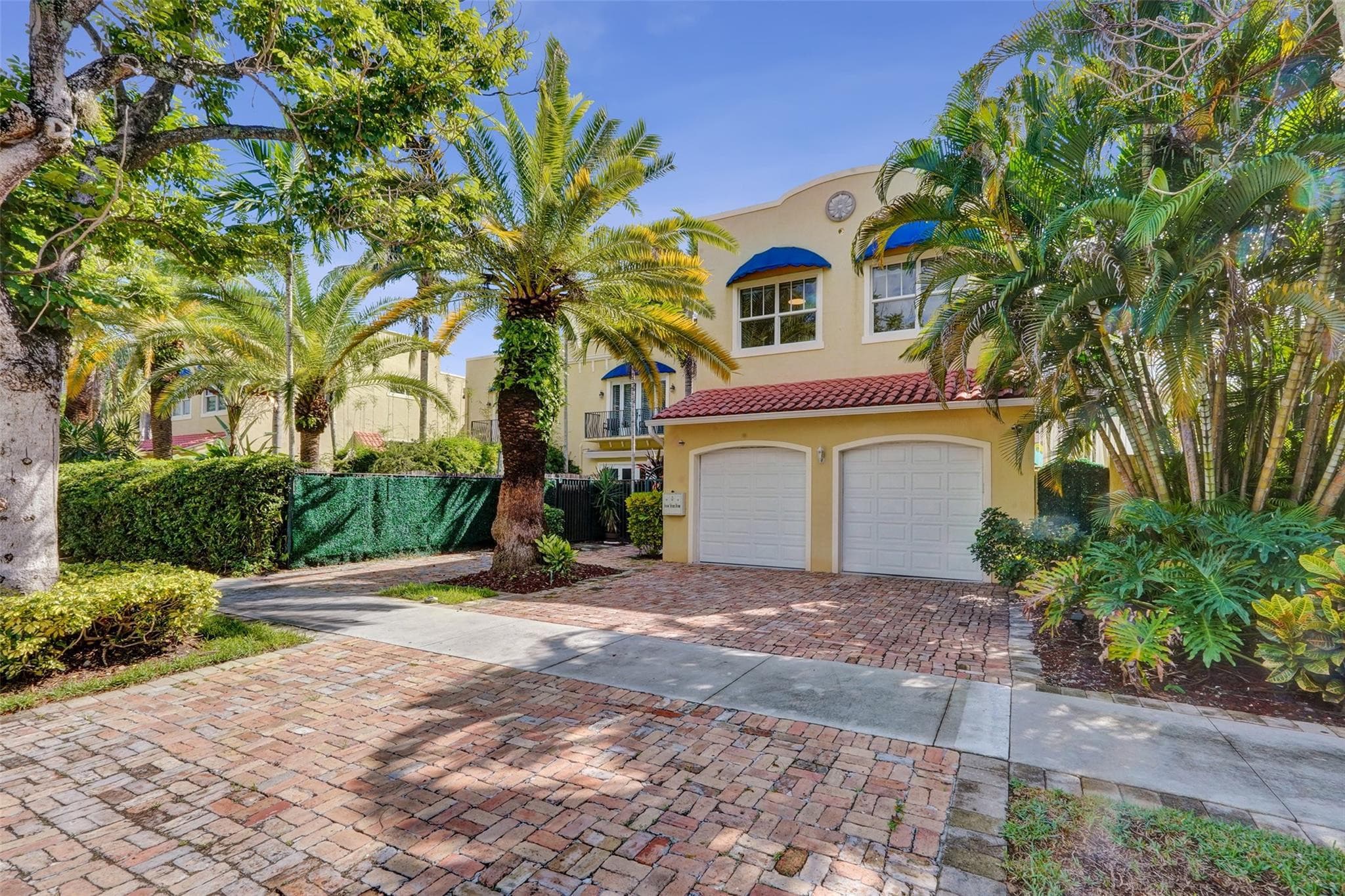 710 NE 15th Avenue #710