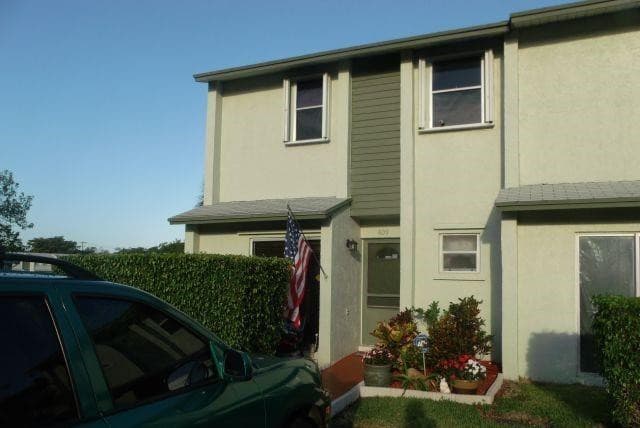 809 Crystal Lake Drive #809