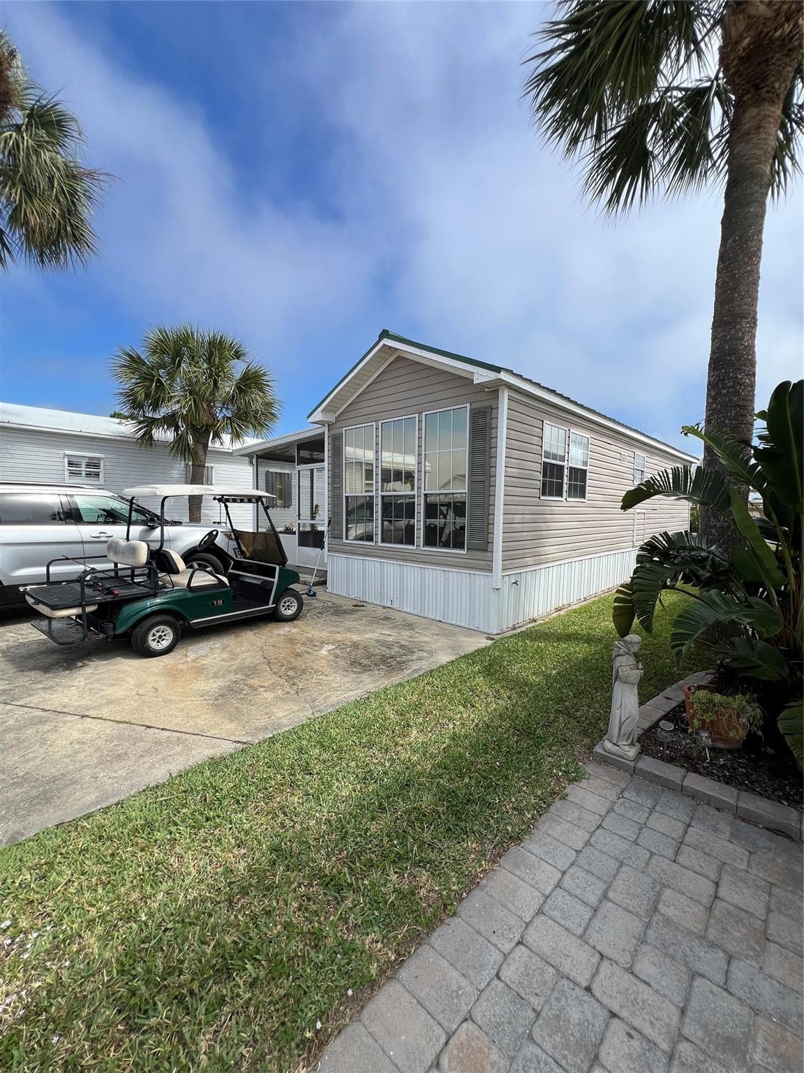 6445 SE 51st Street