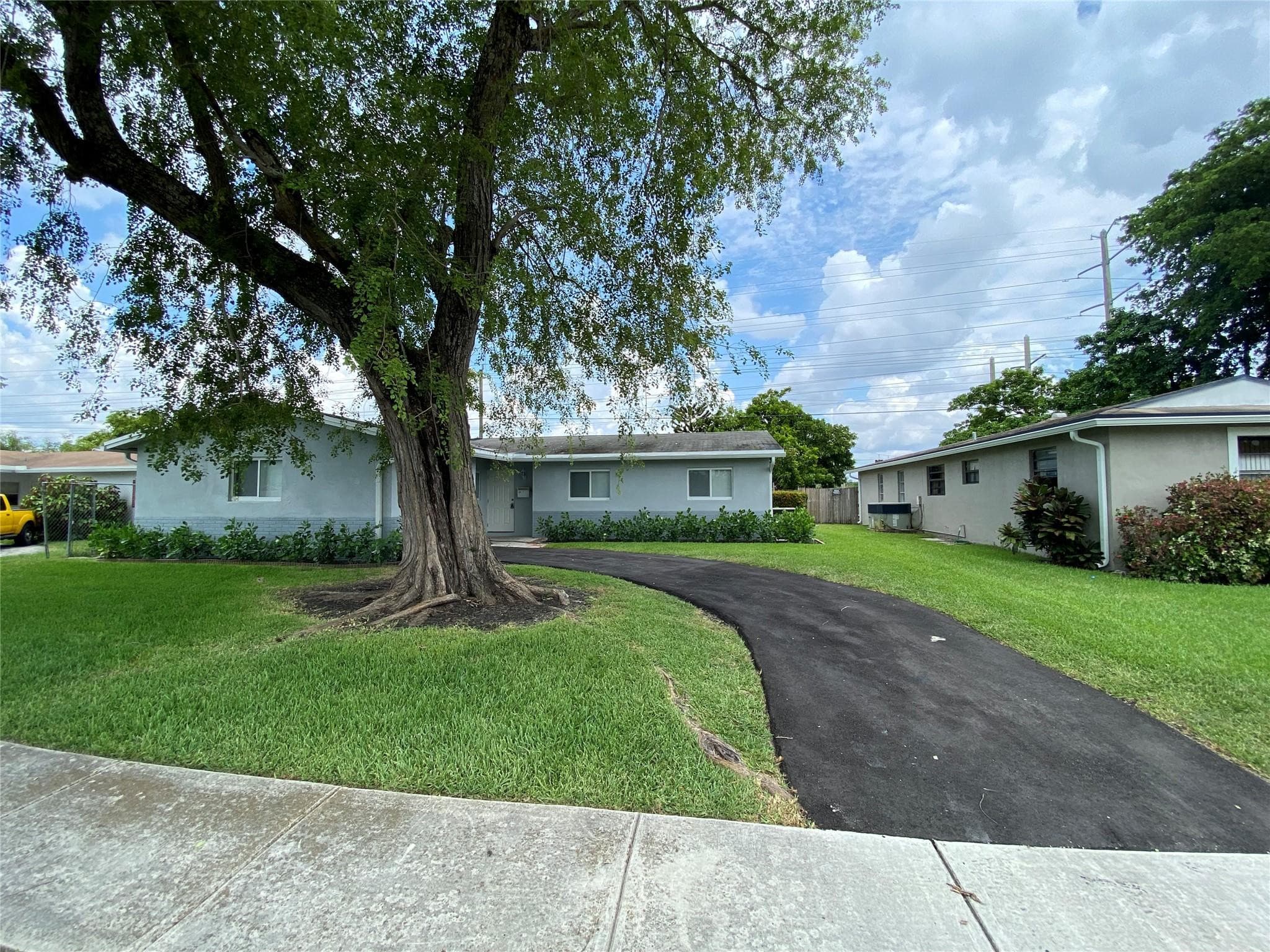 1105 Merion Place