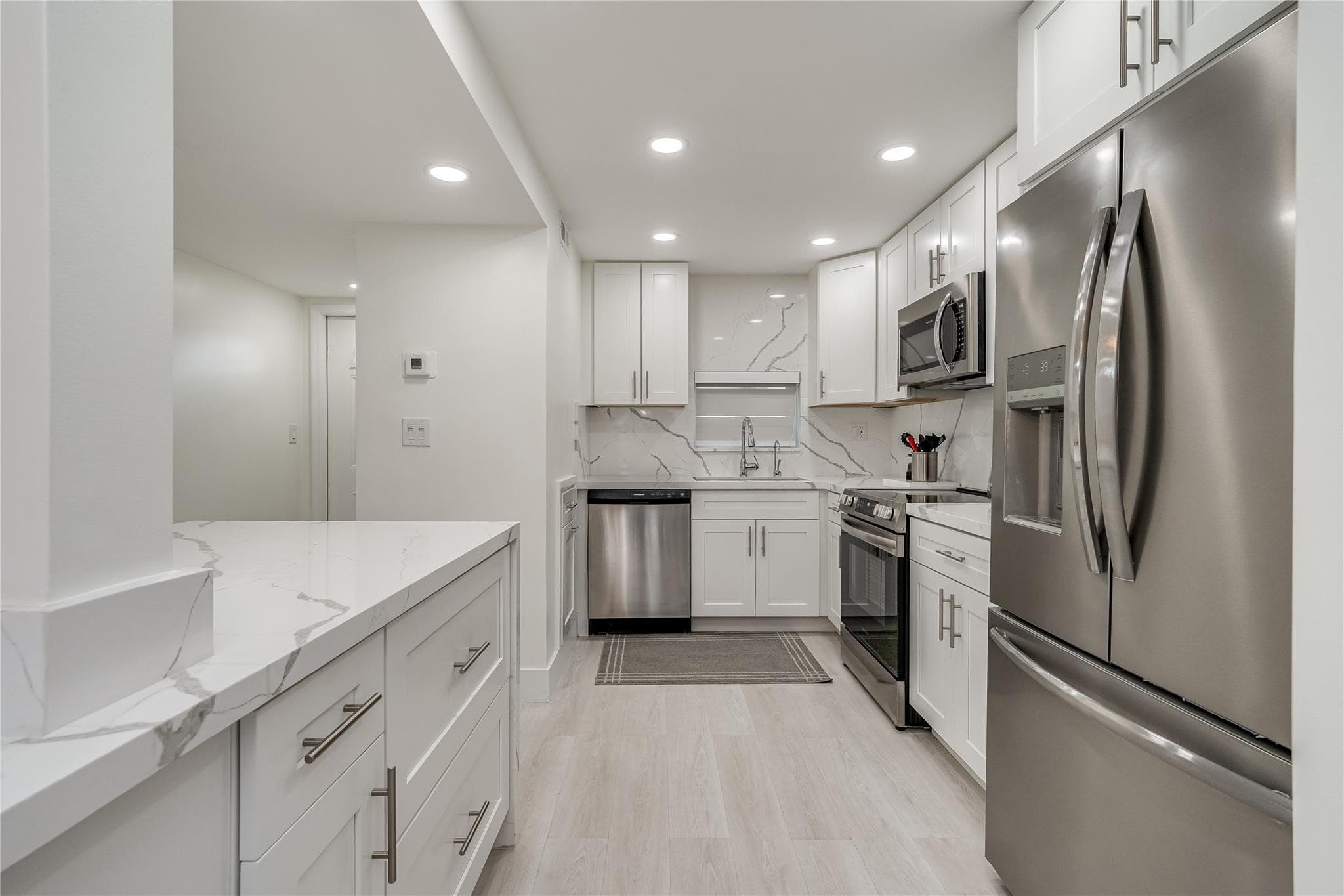 411 S Hollybrook Drive #109