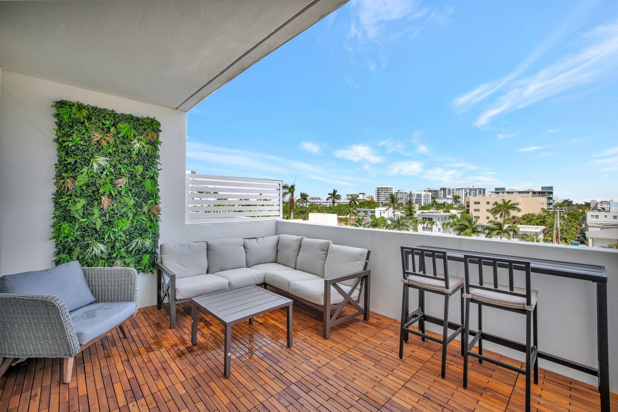 401 N Birch Road #413