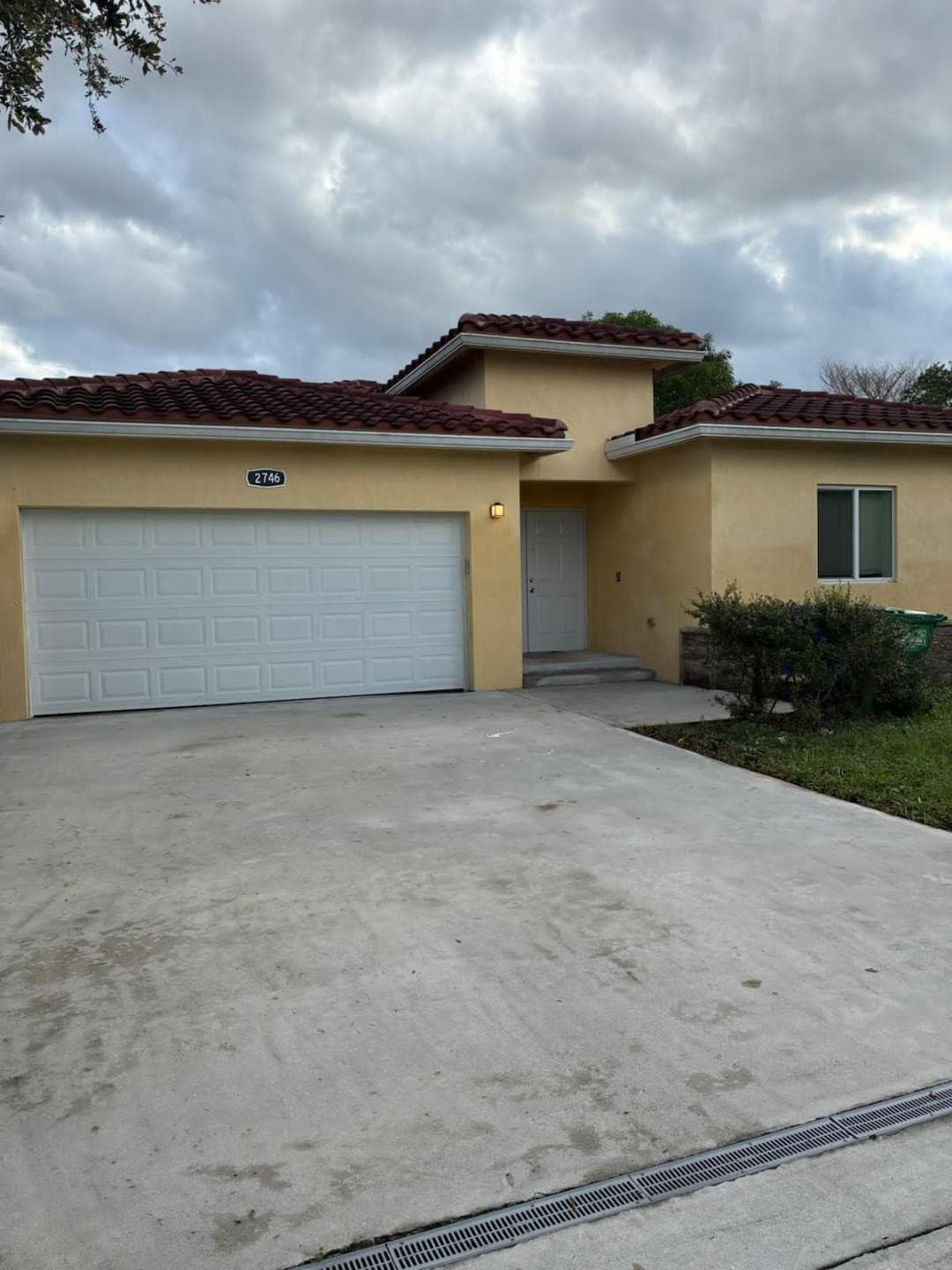 2746 NW 13 Court