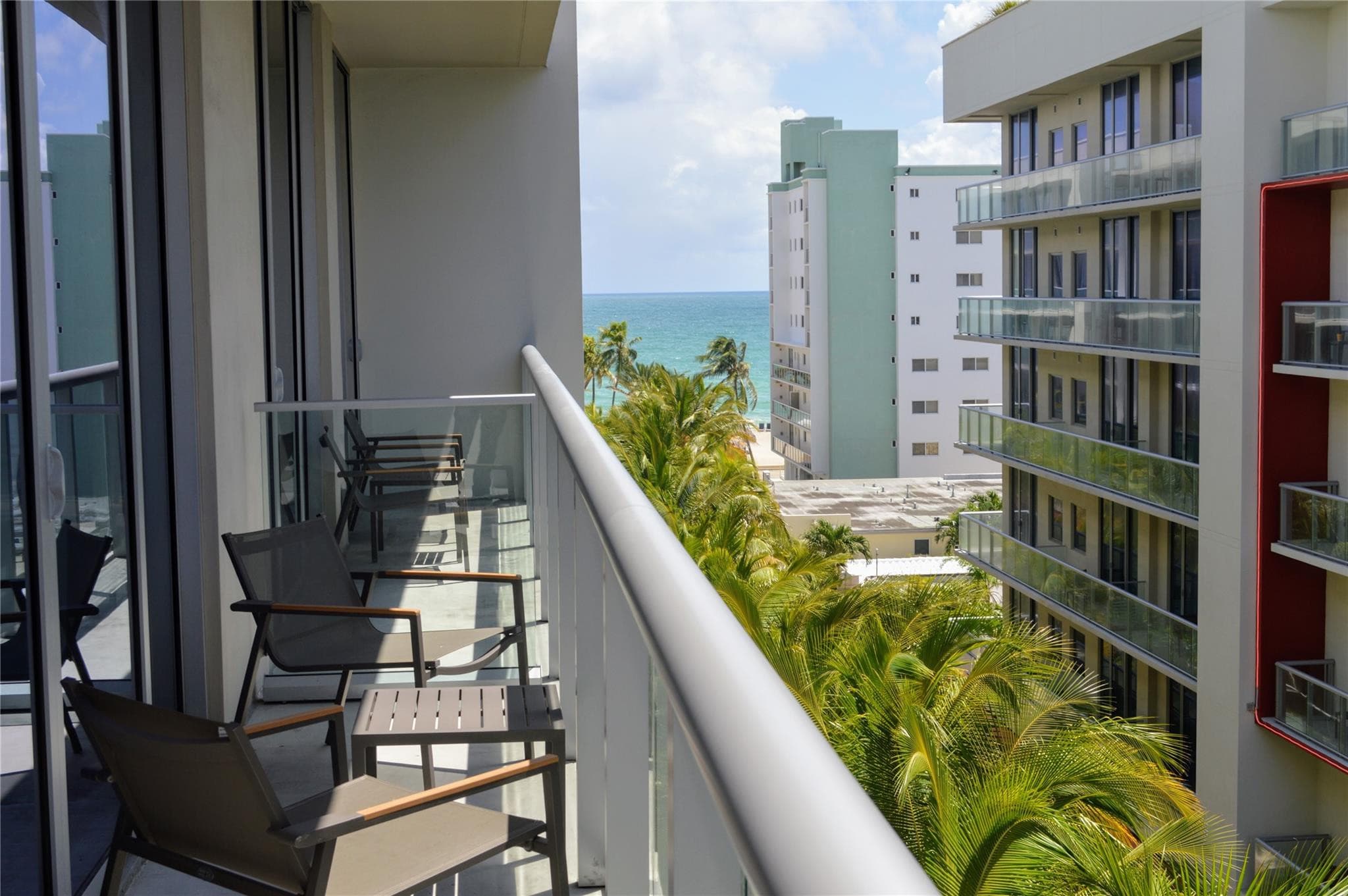 777 N Ocean Drive #N522
