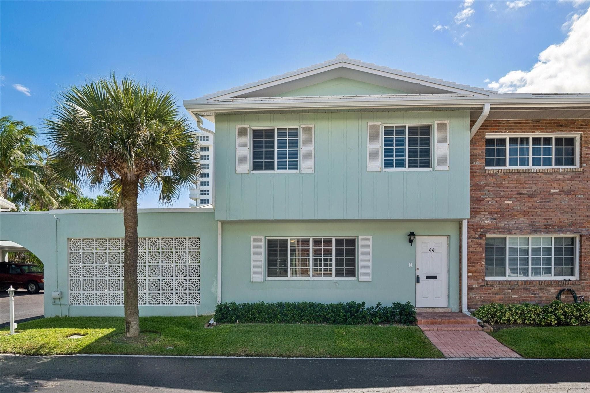 5400 N Ocean Boulevard #44