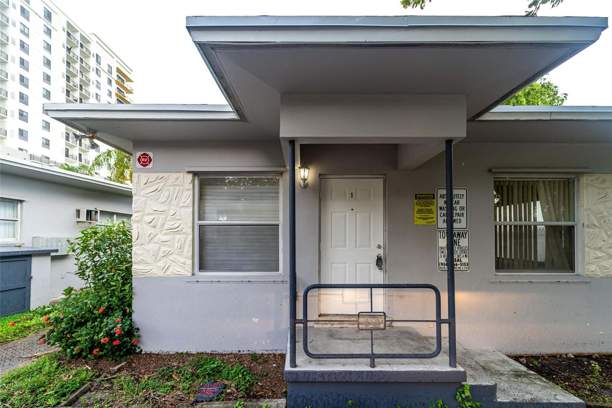 115 NE 4th Street #1