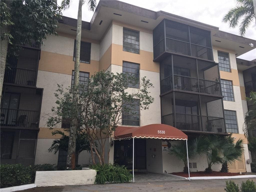 5530 NW 44th Street #318C