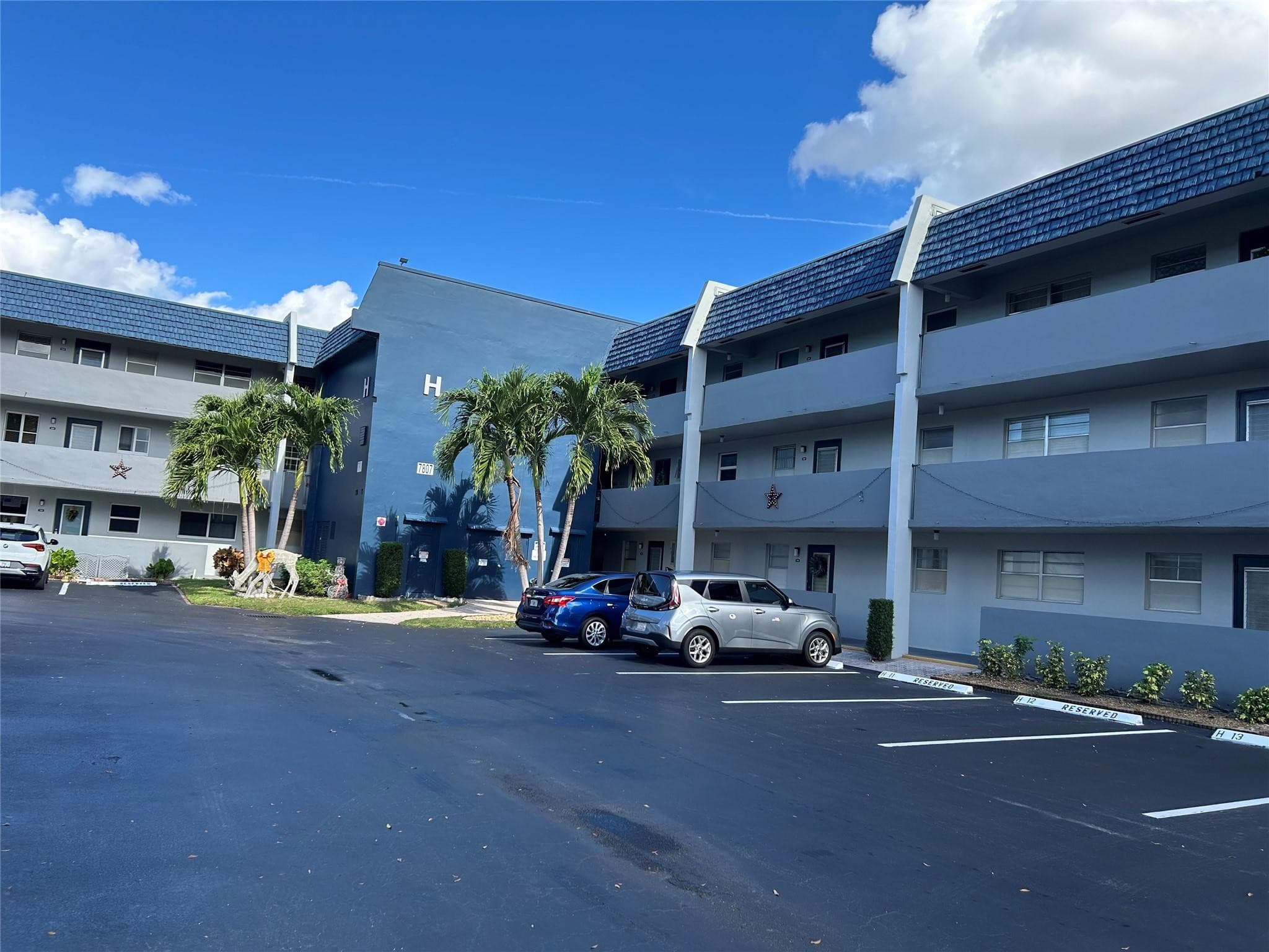 7807 Golf Circle Drive #205
