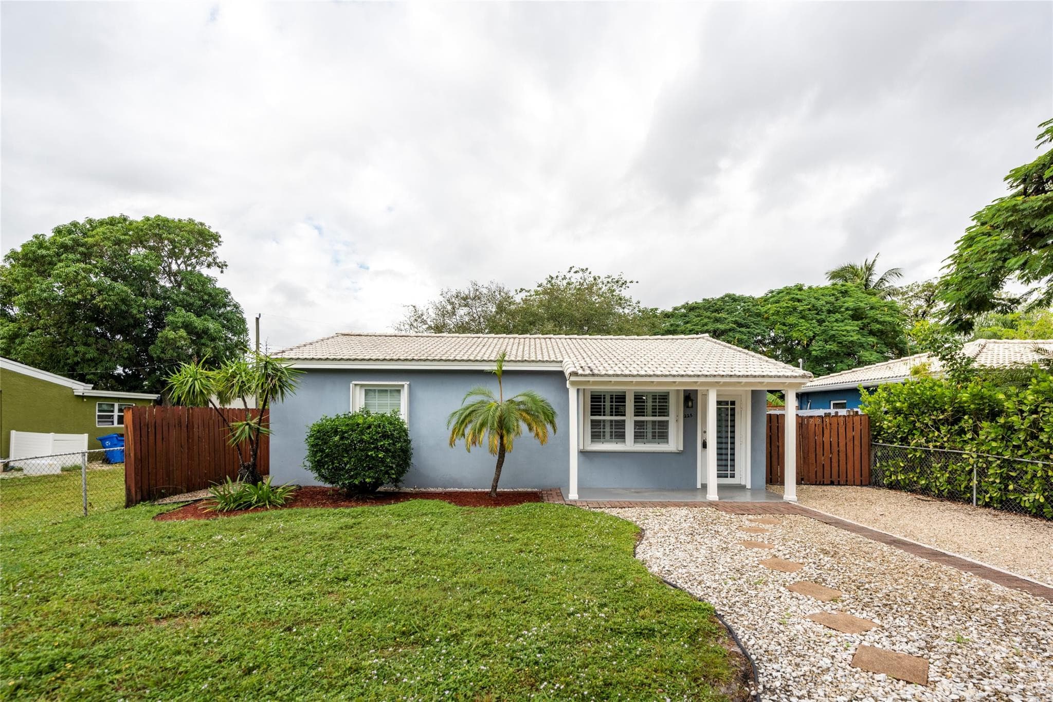 1225 NW 4th Avenue