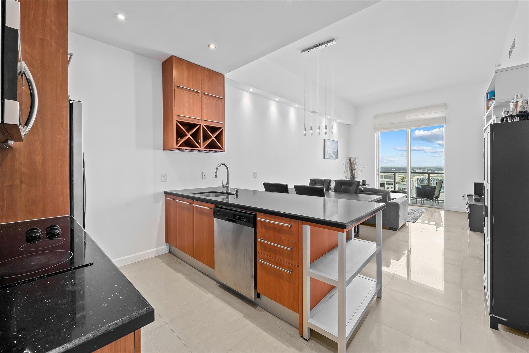 185 SW 7th Street #4403