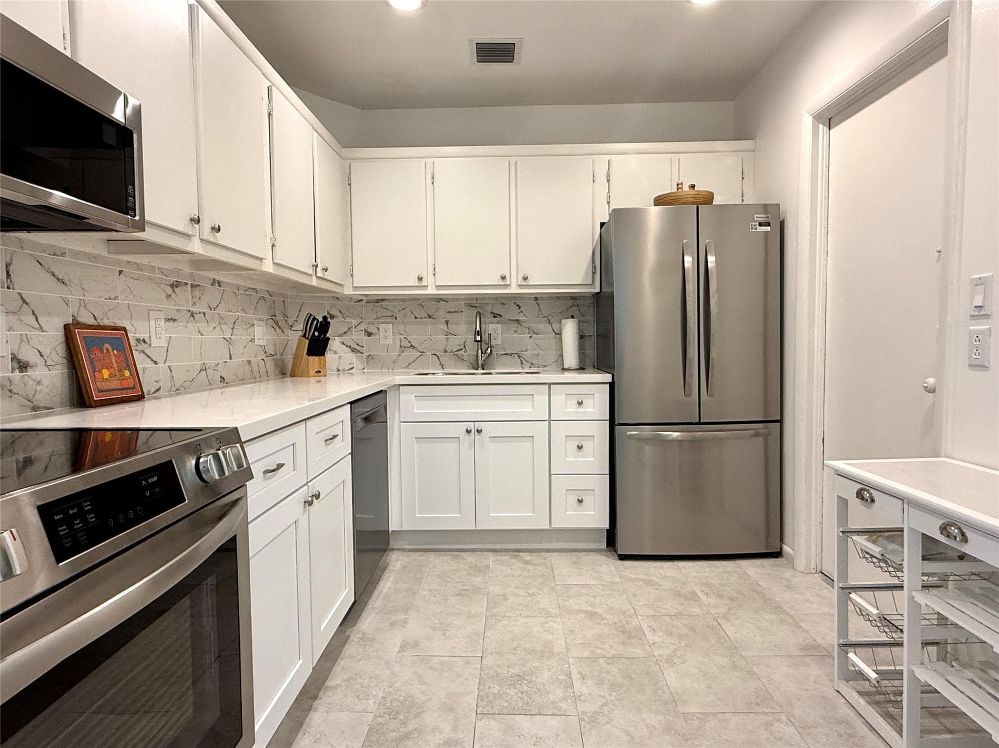 669 W Oakland Park Boulevard #220b