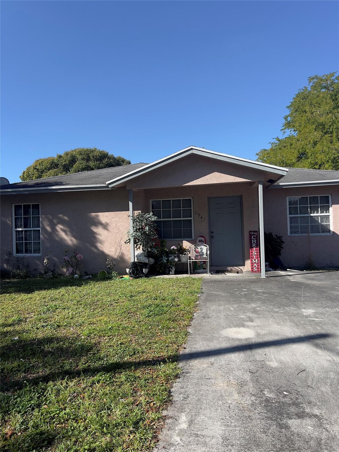 1541 NW 7th Lane