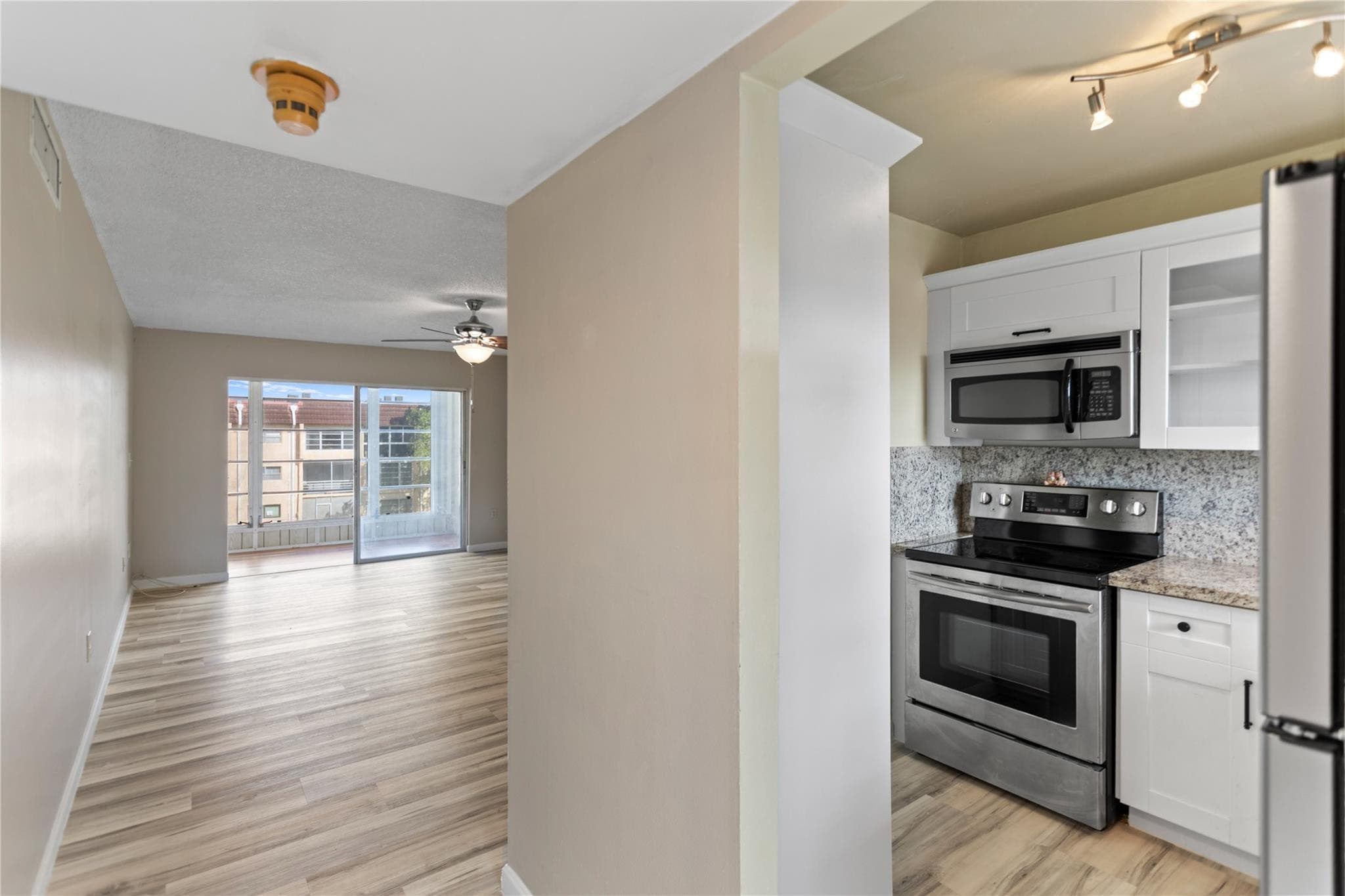 2720 N Pine Island Road #307