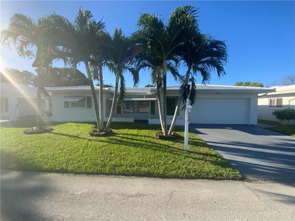 7104 NW 70th Street