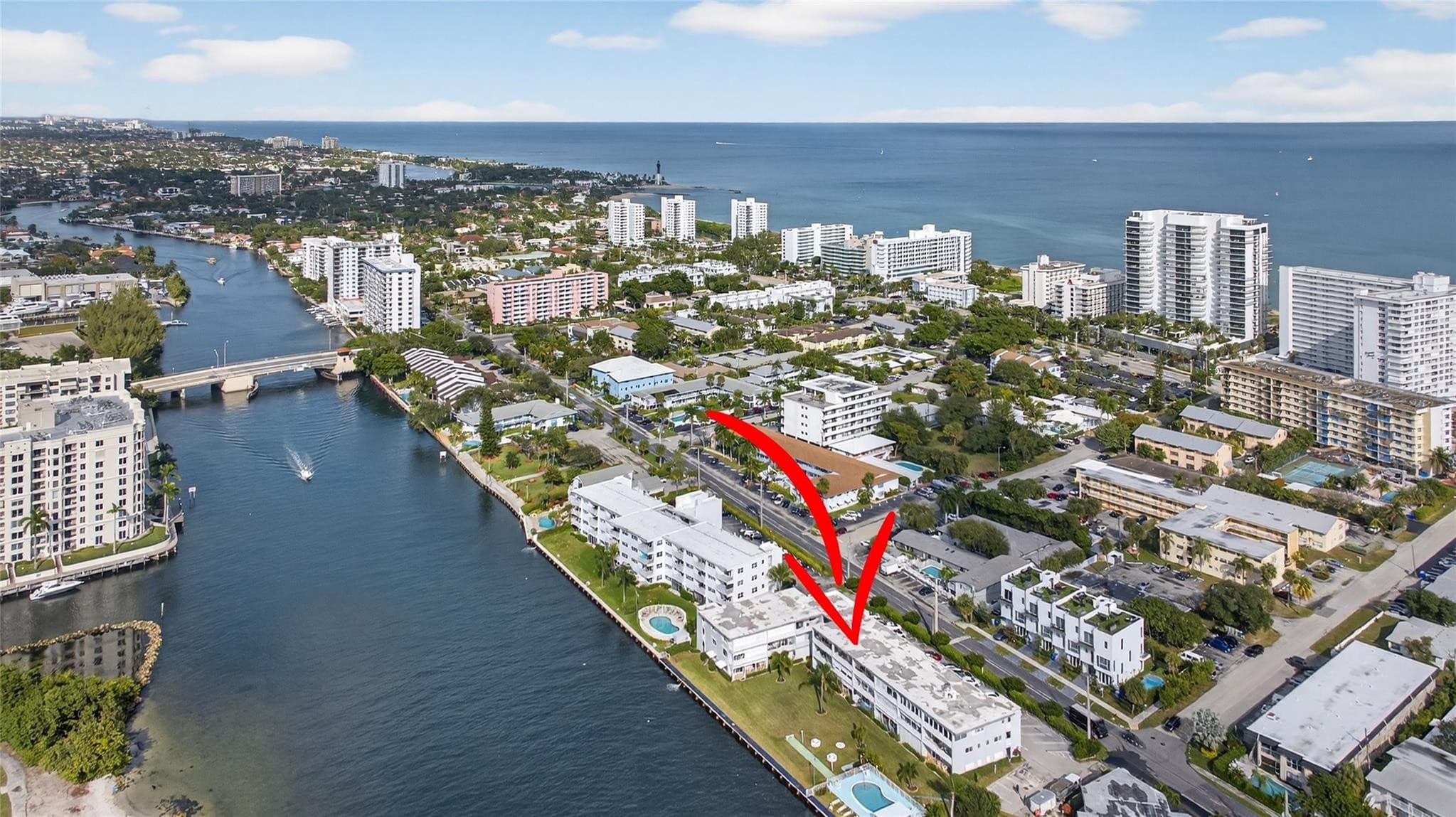 1001 N Riverside Drive #305
