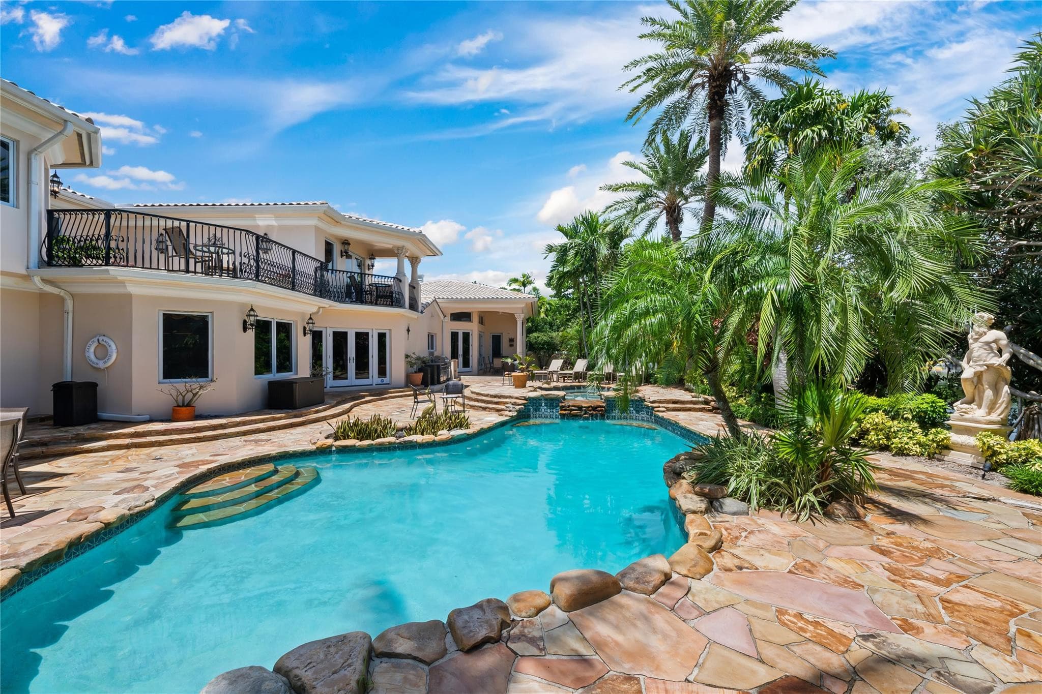 1600 S Ocean Drive