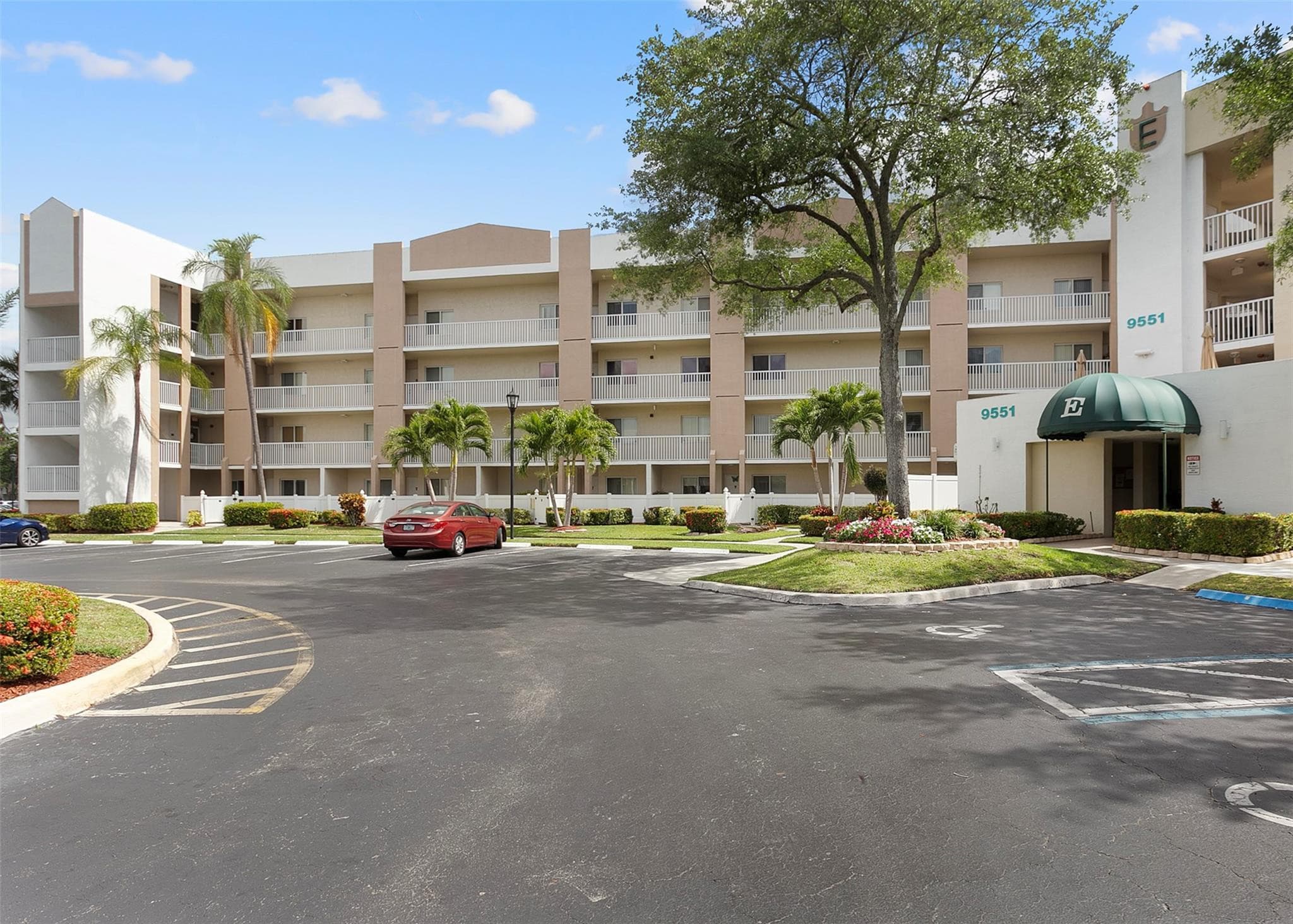 9551 Weldon Circle #404
