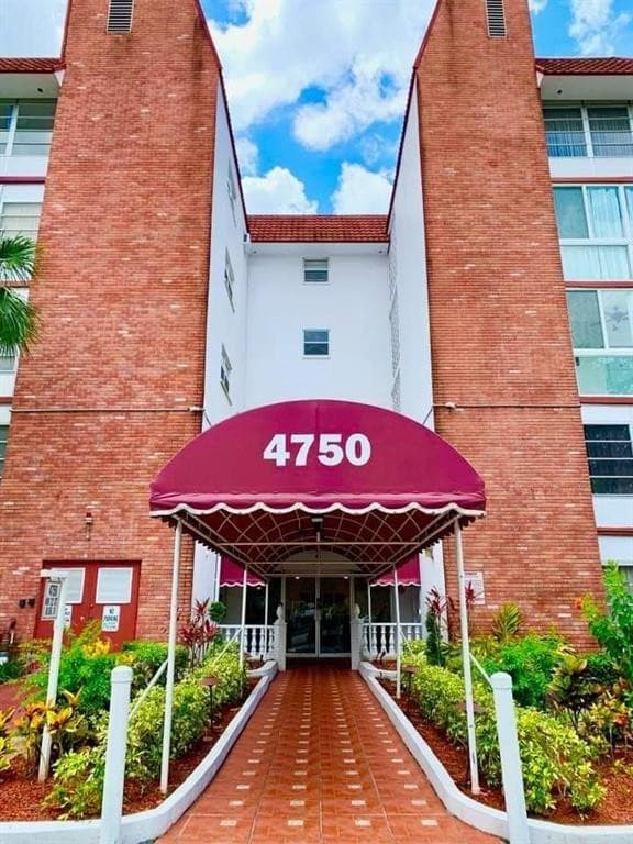 4750 NW 22nd Court #420