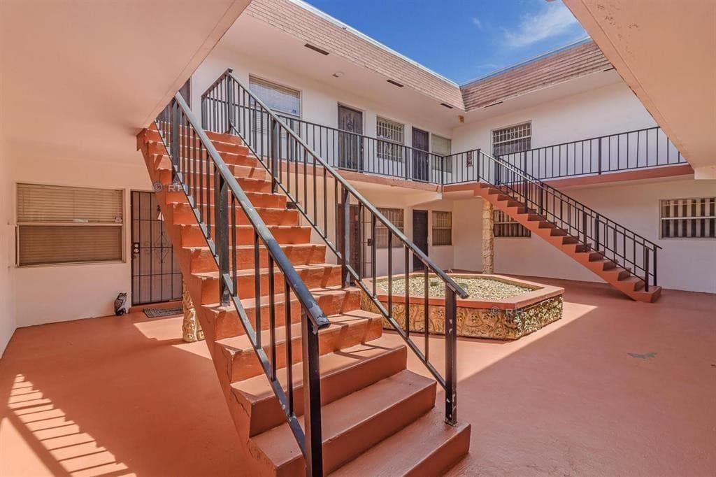 230 SW 1st Street #G-8