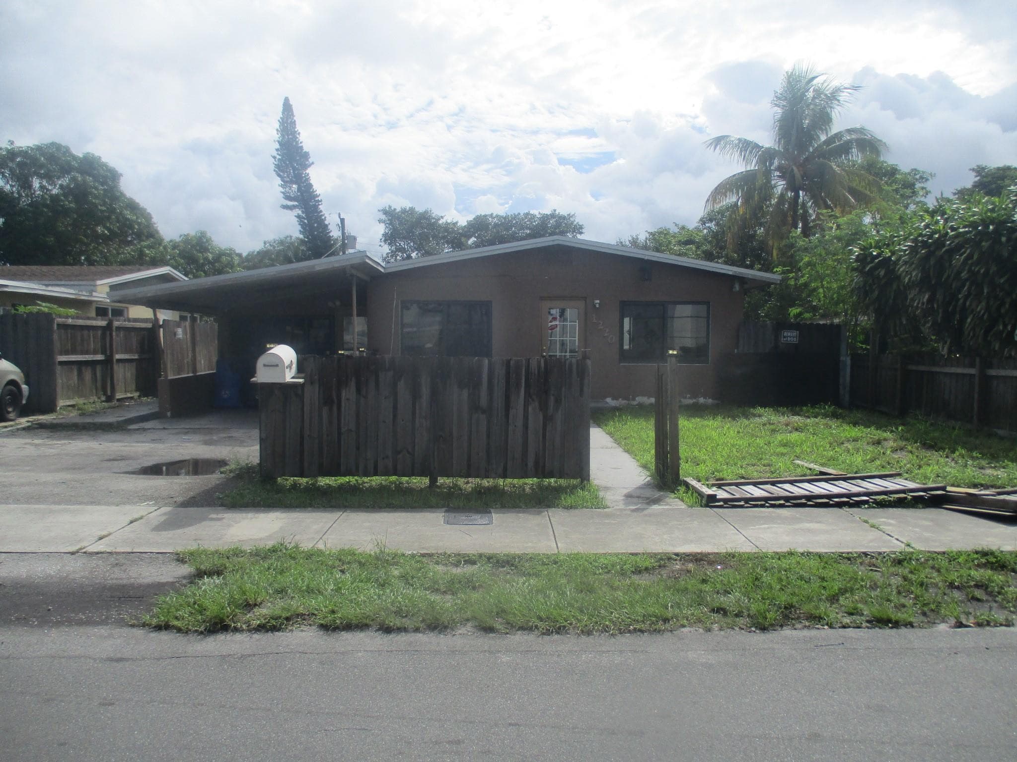 1220 NW 7th Terrace
