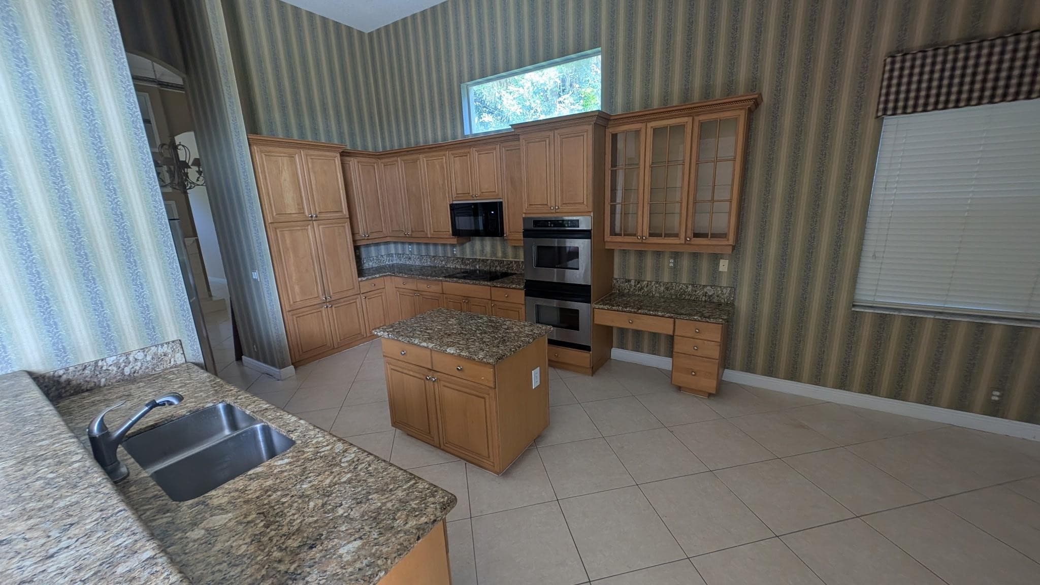 7107 NW 47th Lane