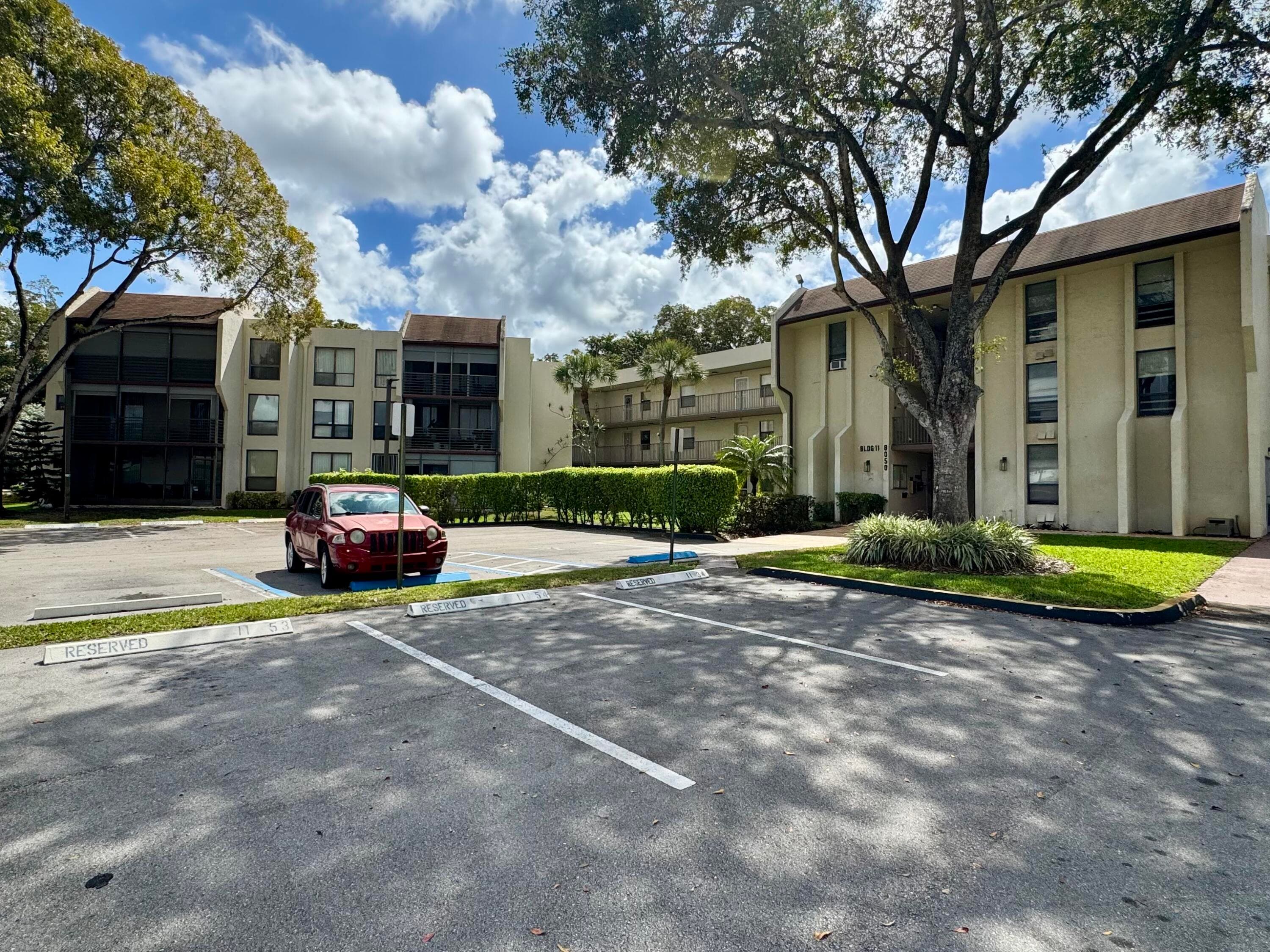 8050 W Mcnab Road #320