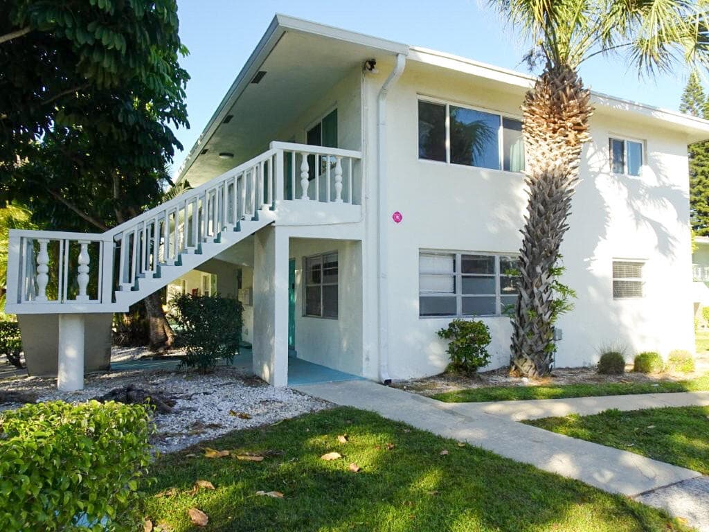 316 SE 1st Street #5c