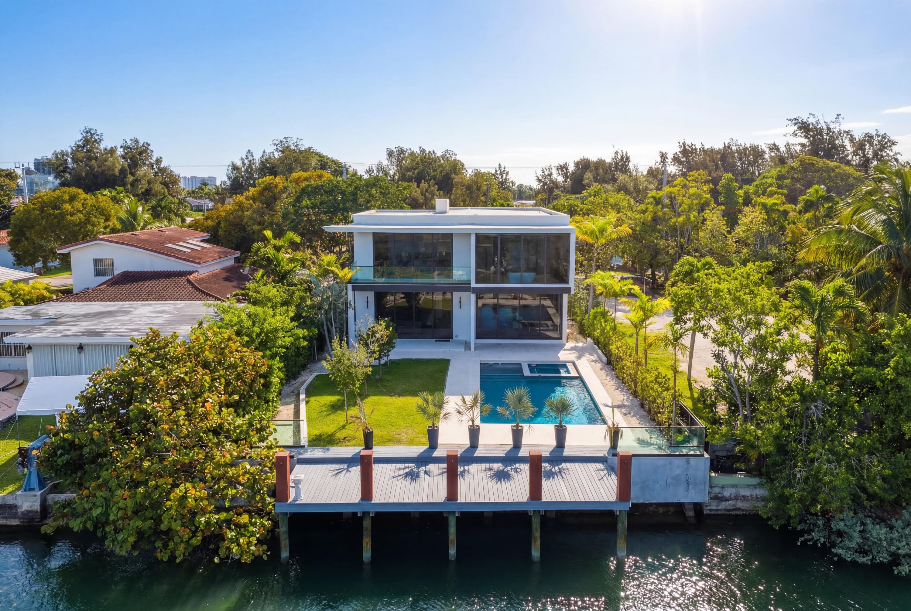 930 S Shore Drive