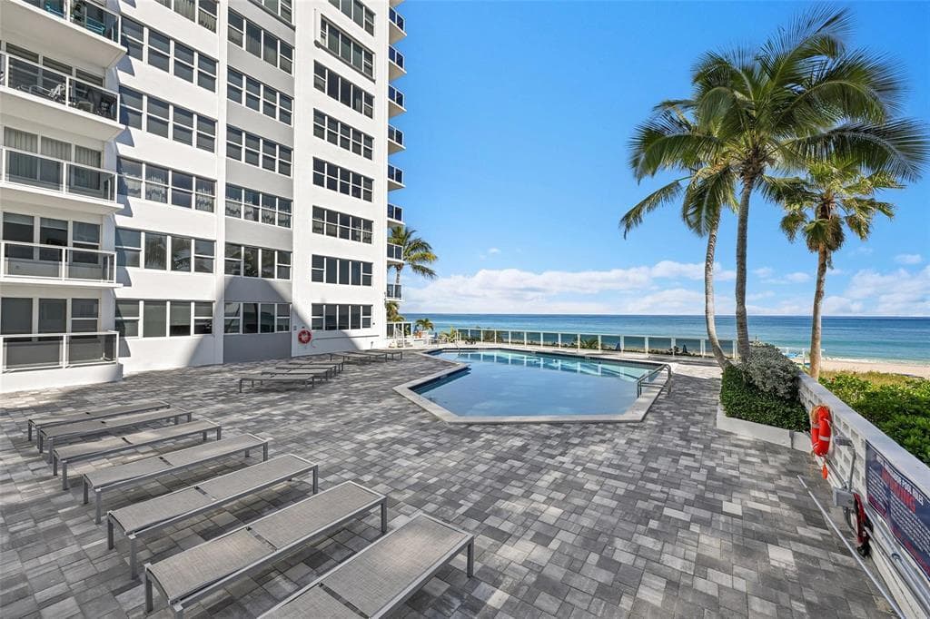 3700 Galt Ocean Drive #612