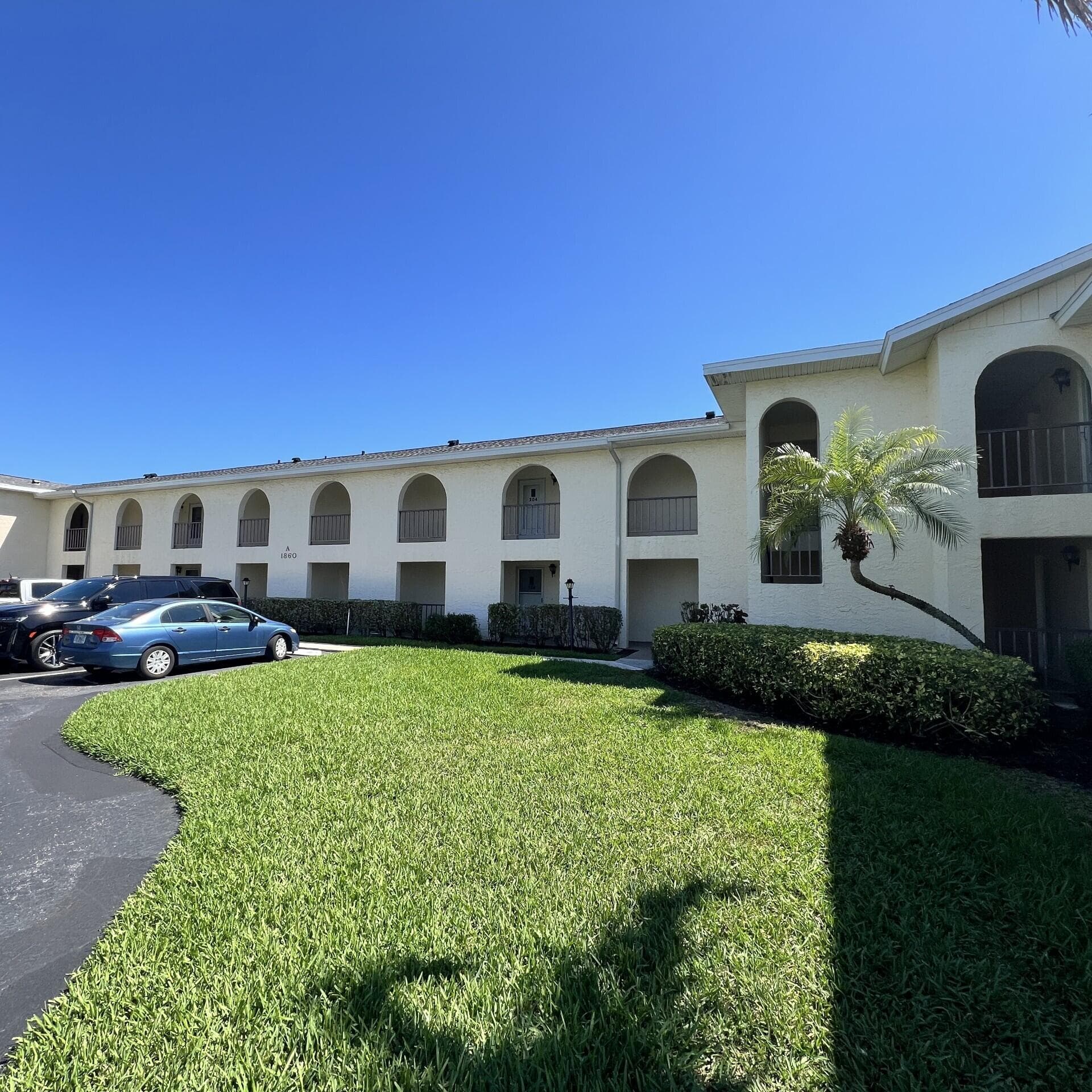 1860 Robalo Drive #104