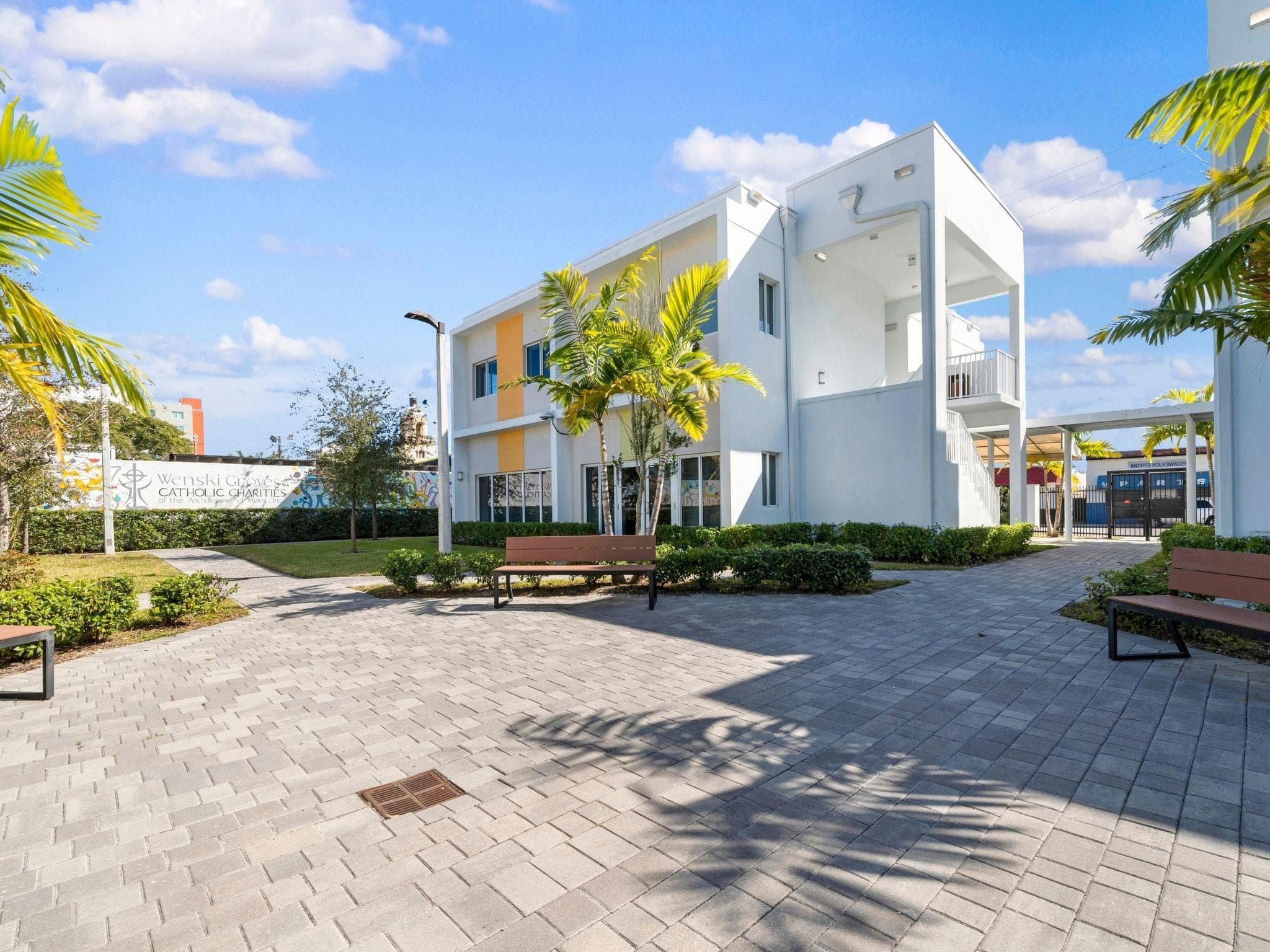 2130 NW 37th Street