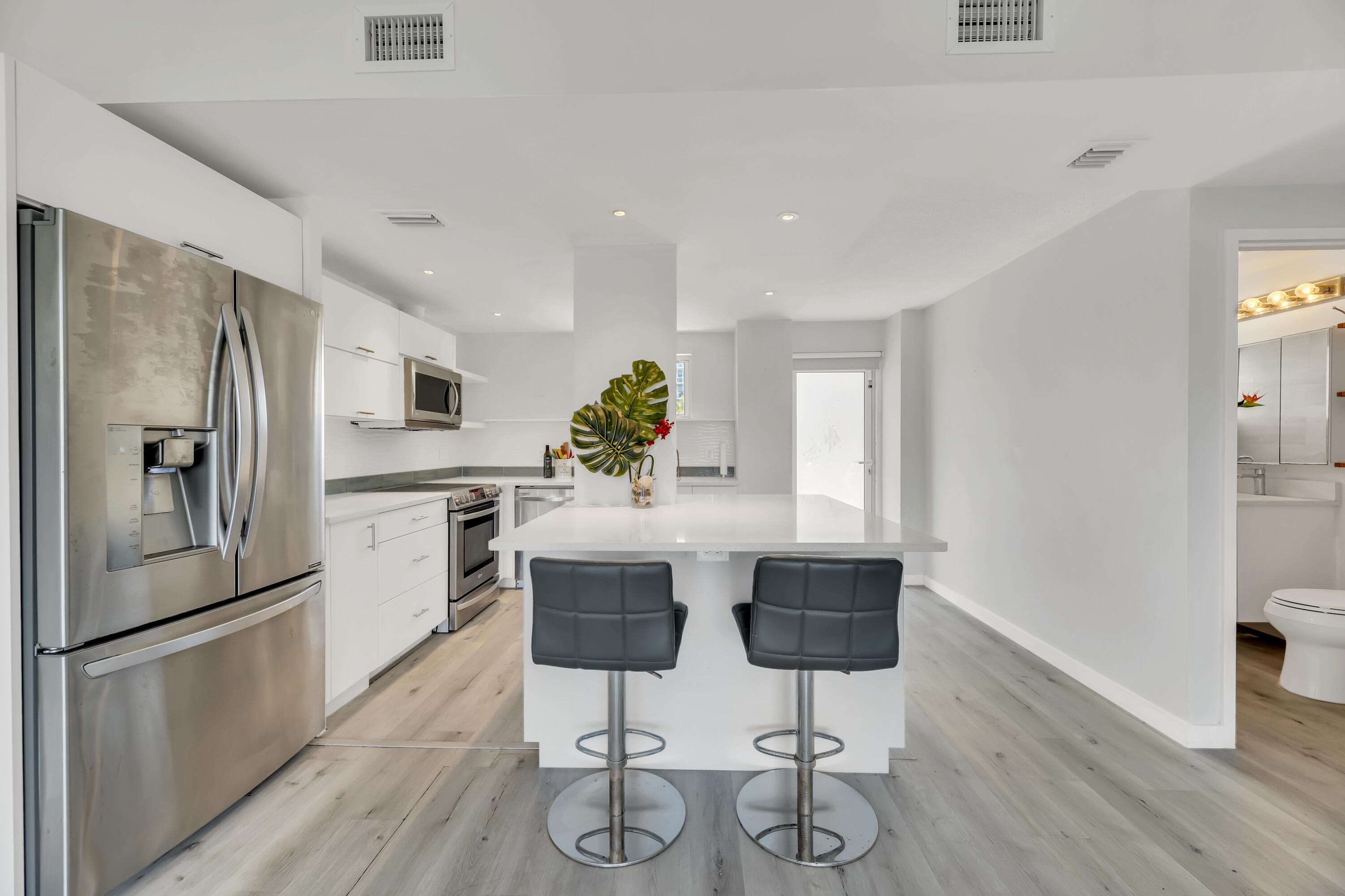 2840 N Ocean Boulevard #308