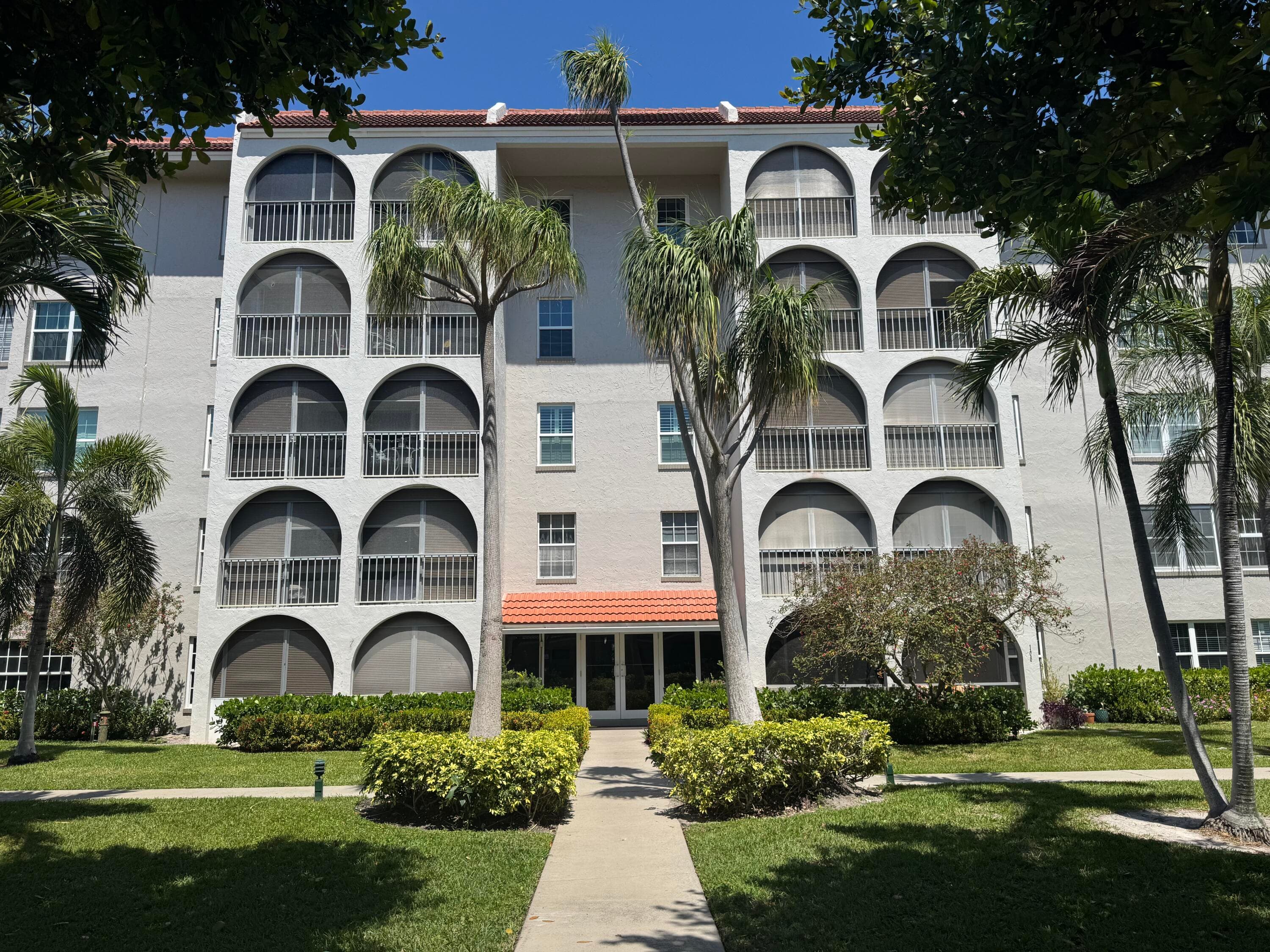 250 NE 20th Street #5220