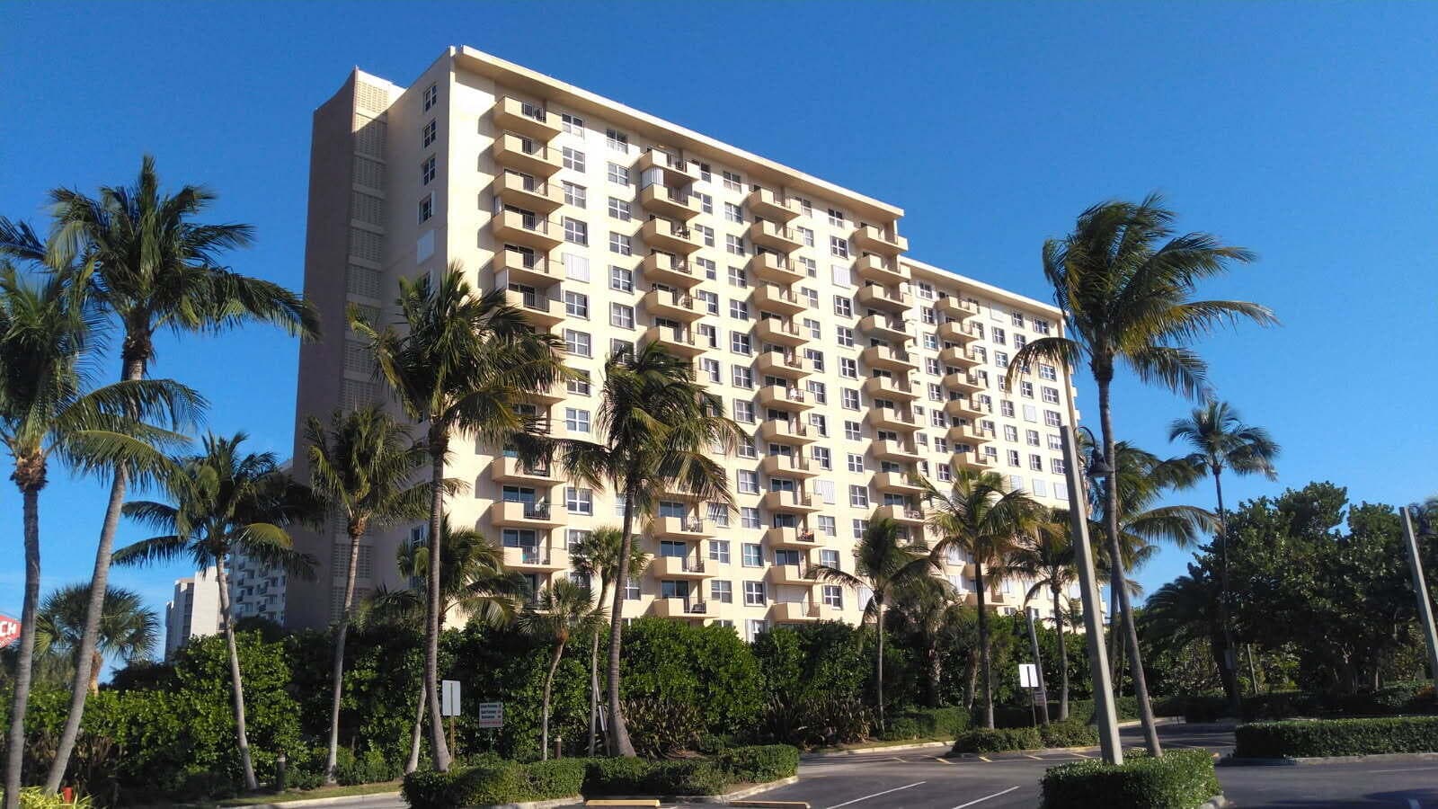 2000 S Ocean Boulevard #4a