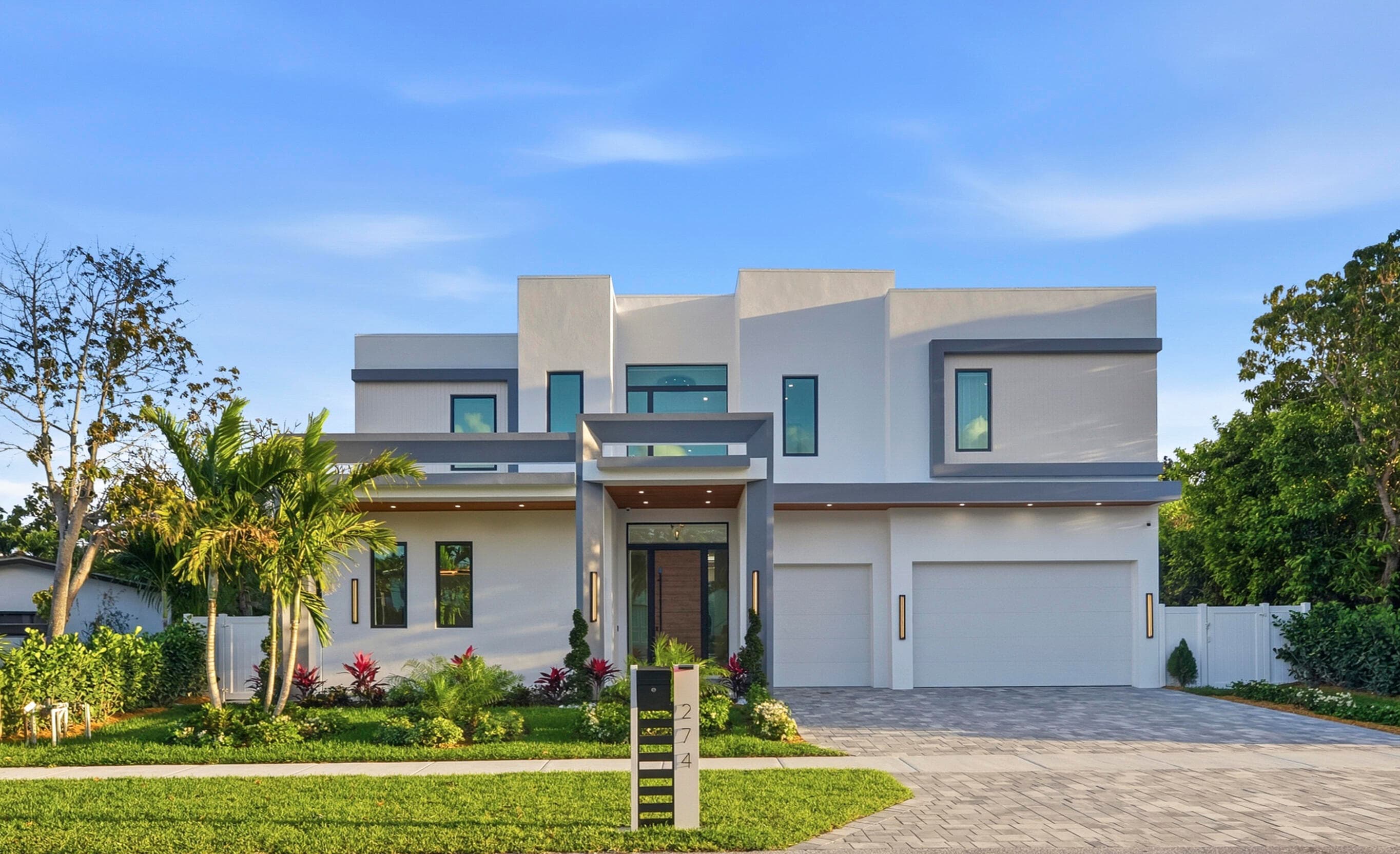 274 NE 3rd Court
