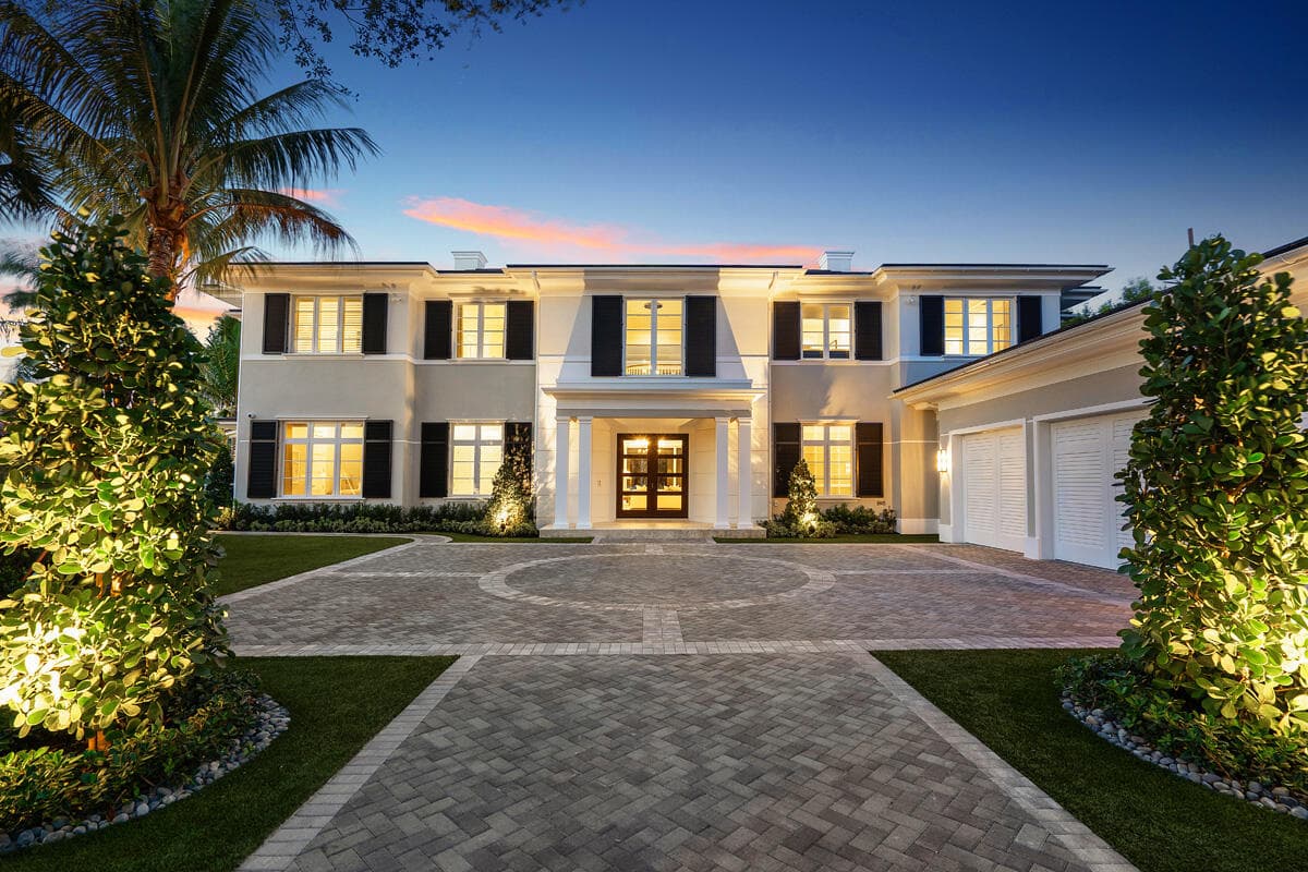 133 W Coconut Palm Road