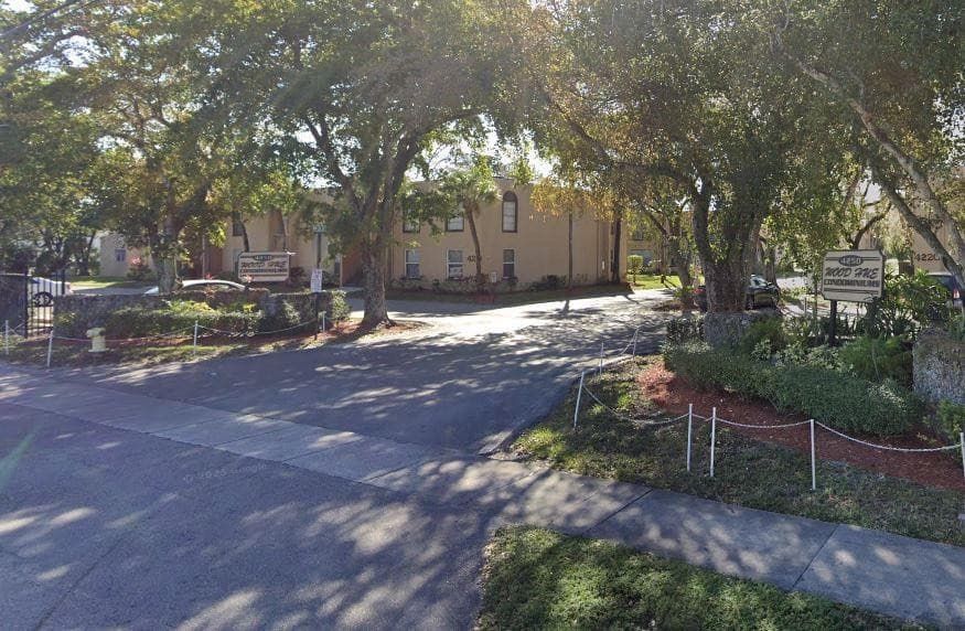 4221 NW 19th Street #285