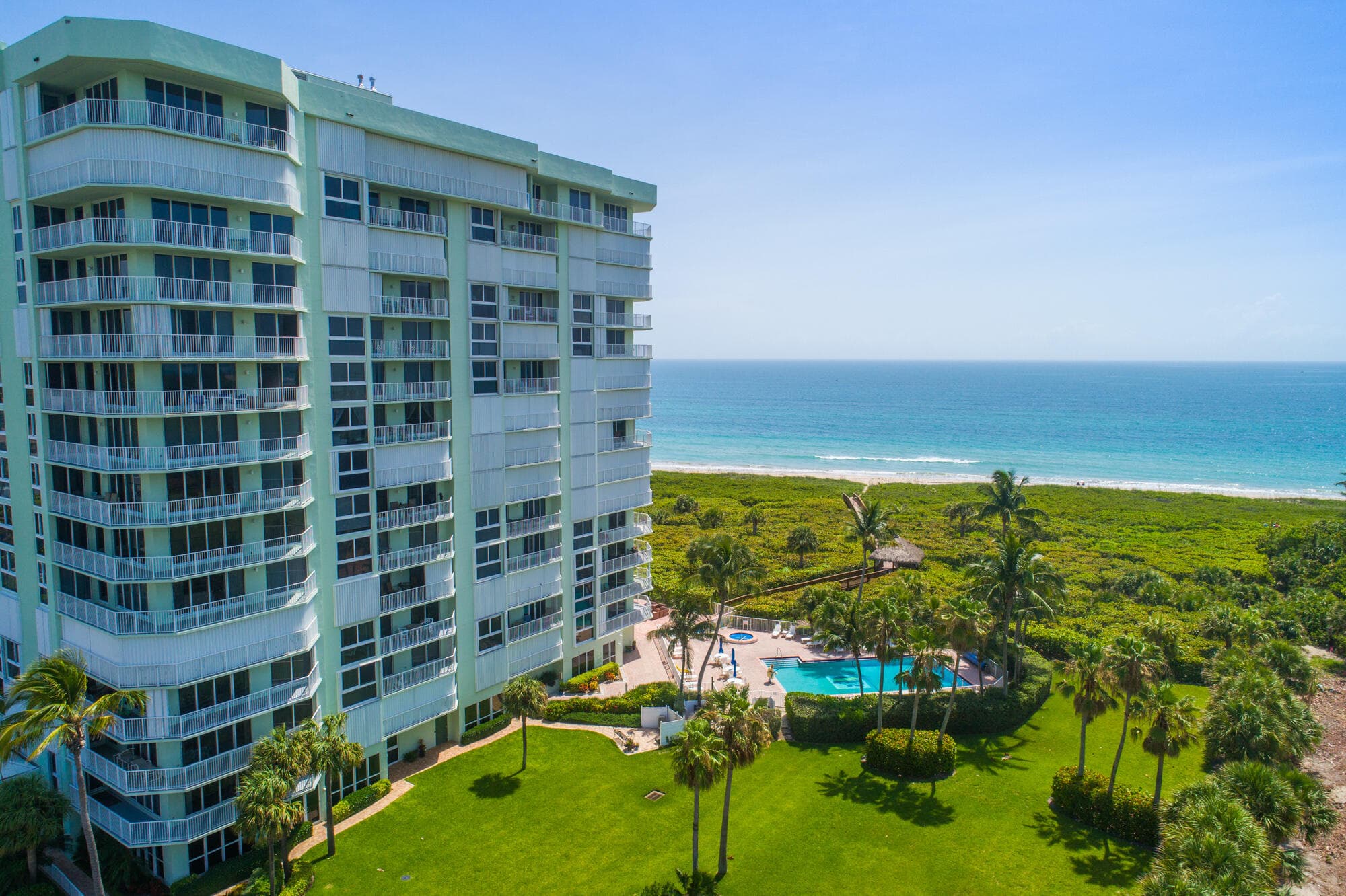 2700 N Highway A1a #902