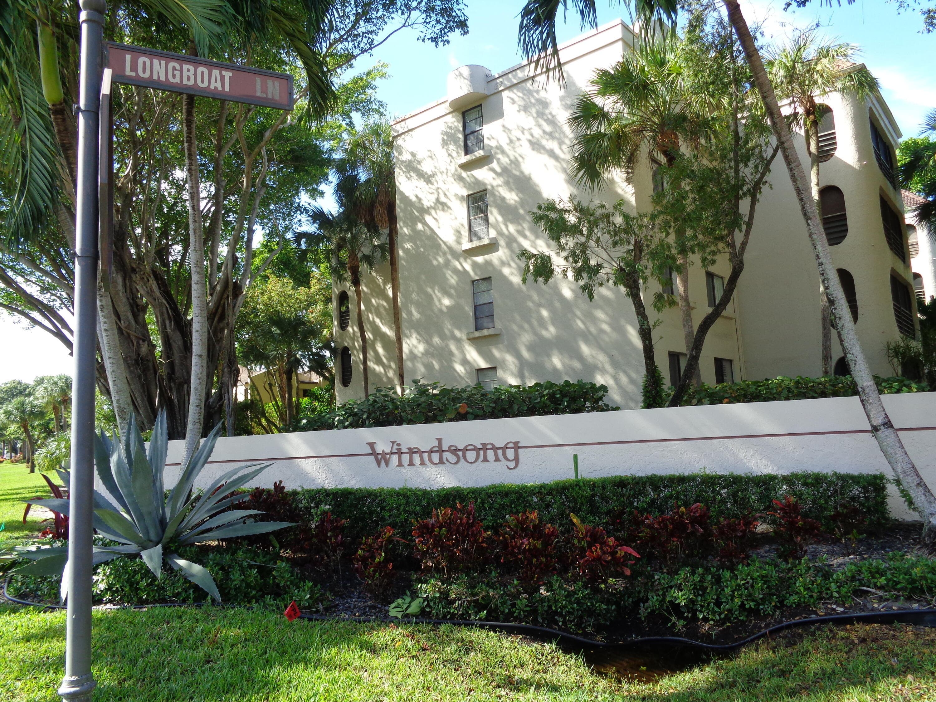 6328 W Longboat Lane #201