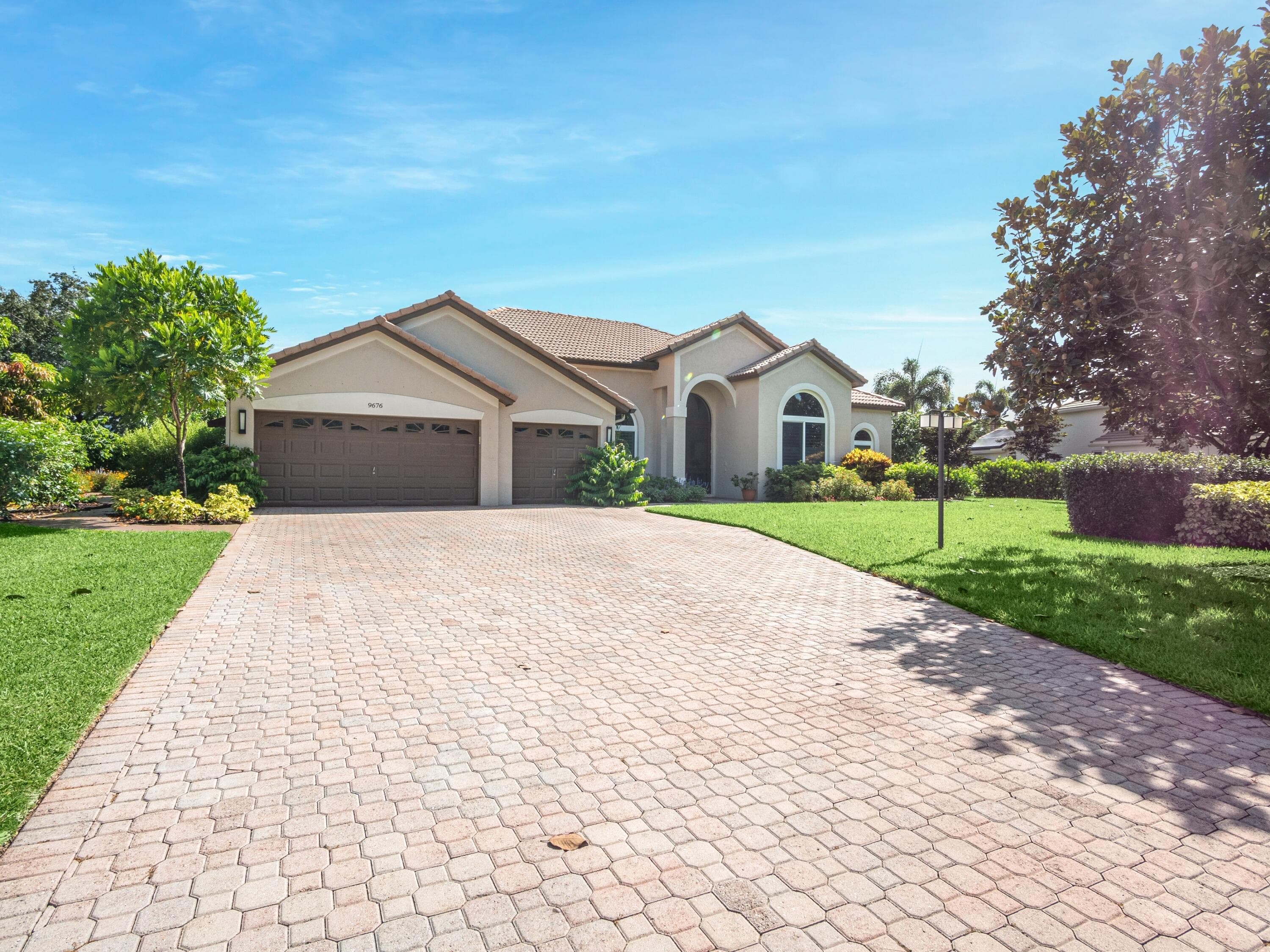 9676 Eagle Point Lane